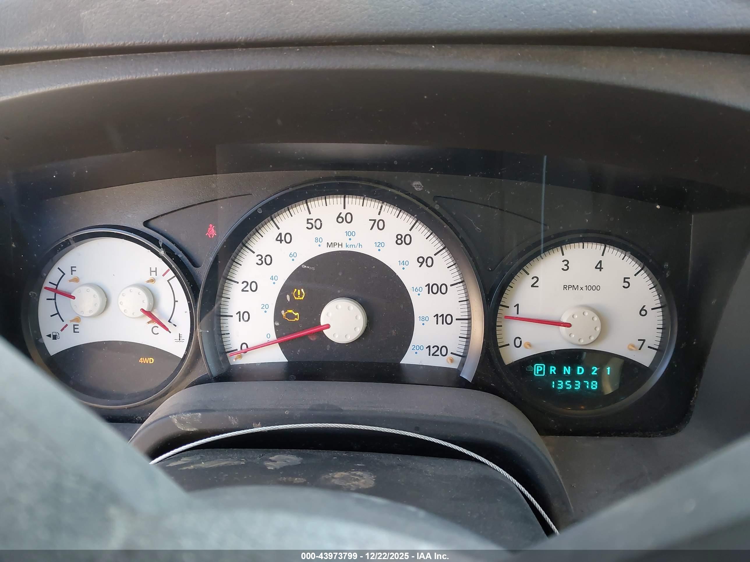 DODGE DAKOTA image 7
