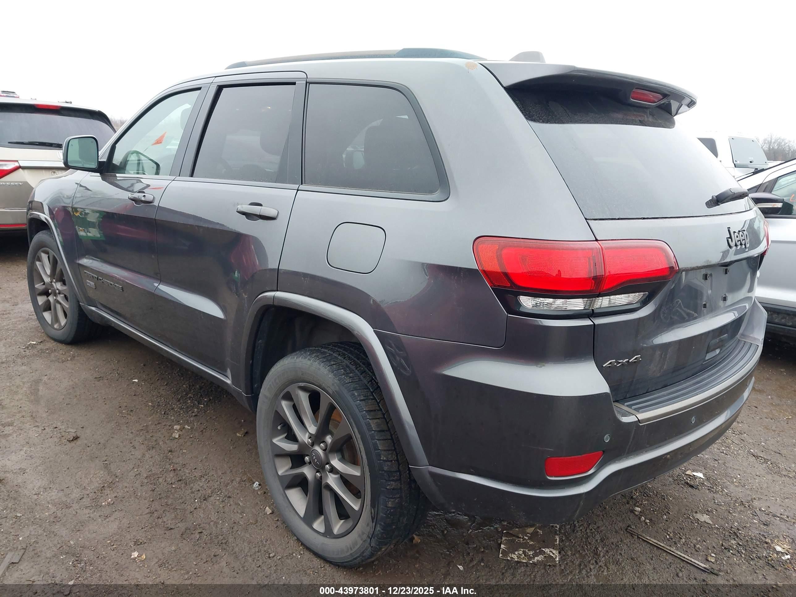 JEEP GRAND image 3
