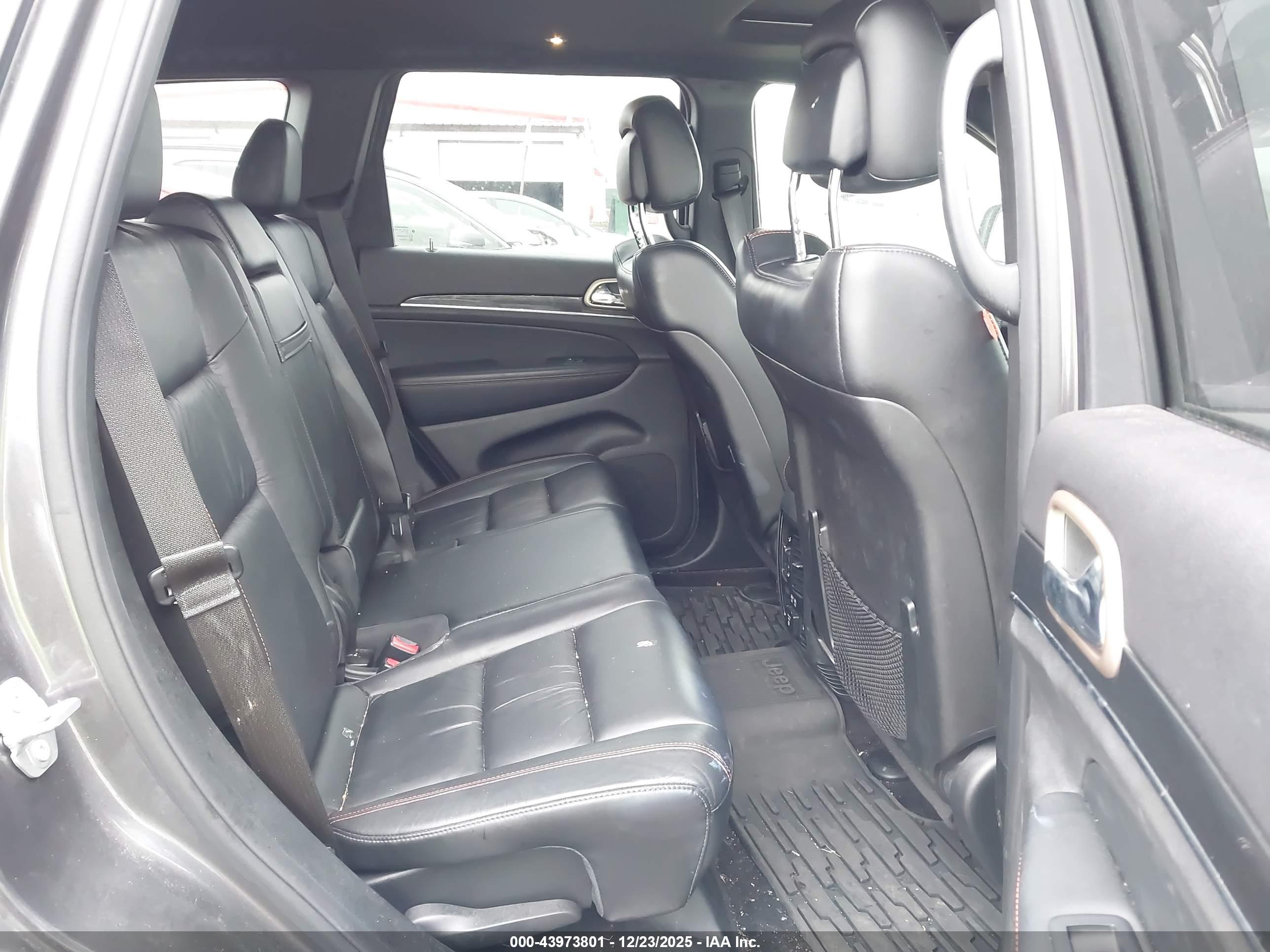 JEEP GRAND image 8