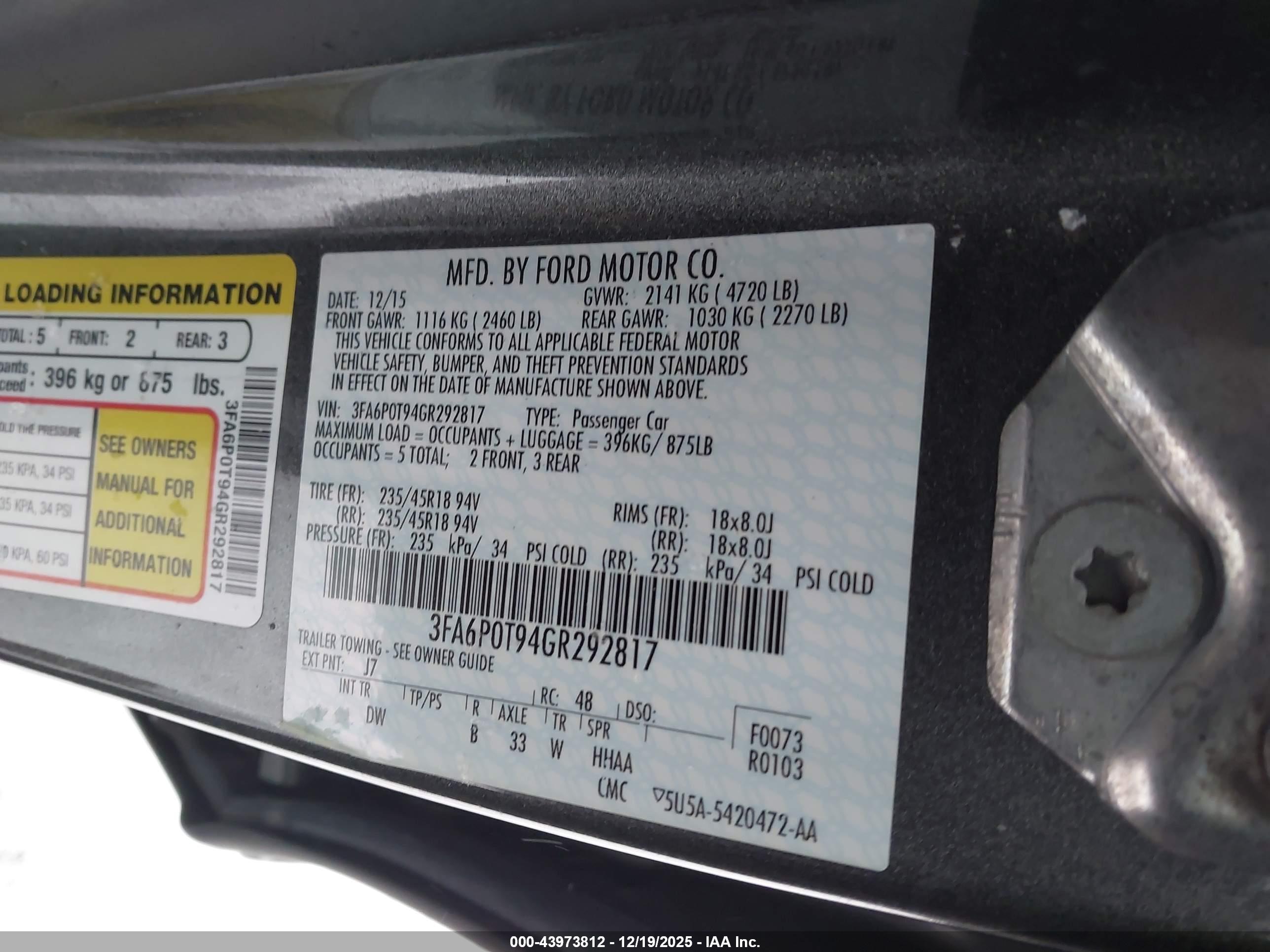 FORD FUSION image 9