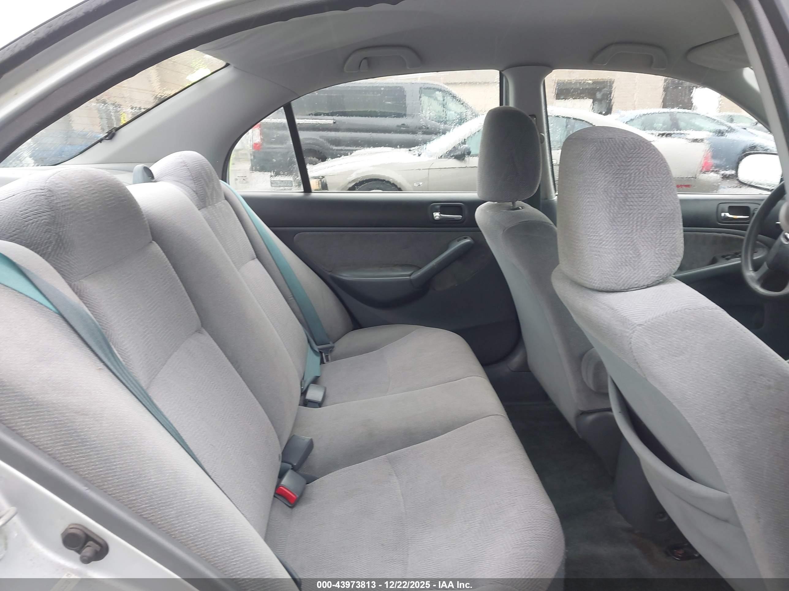 HONDA CIVIC image 8