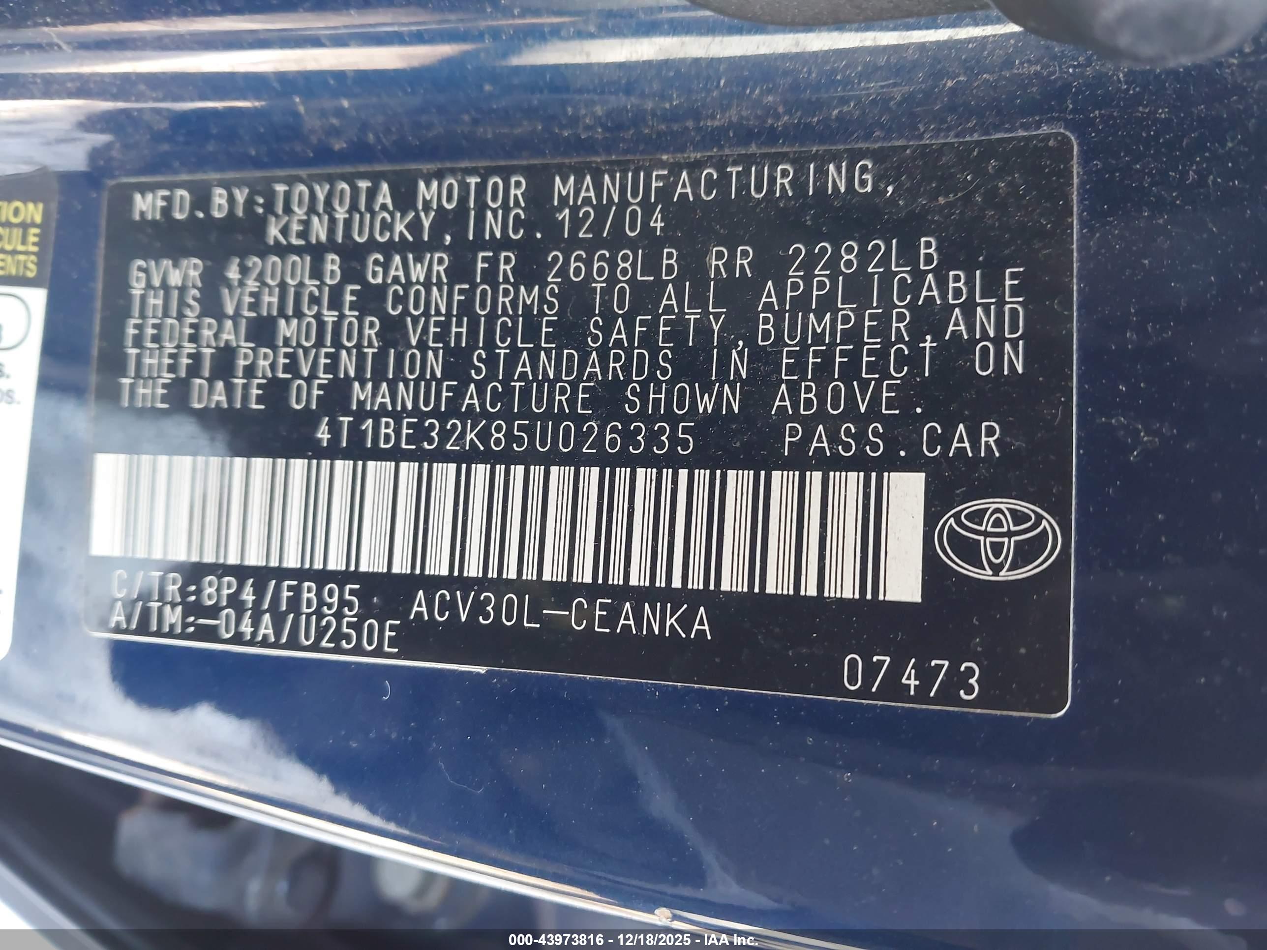TOYOTA CAMRY image 9