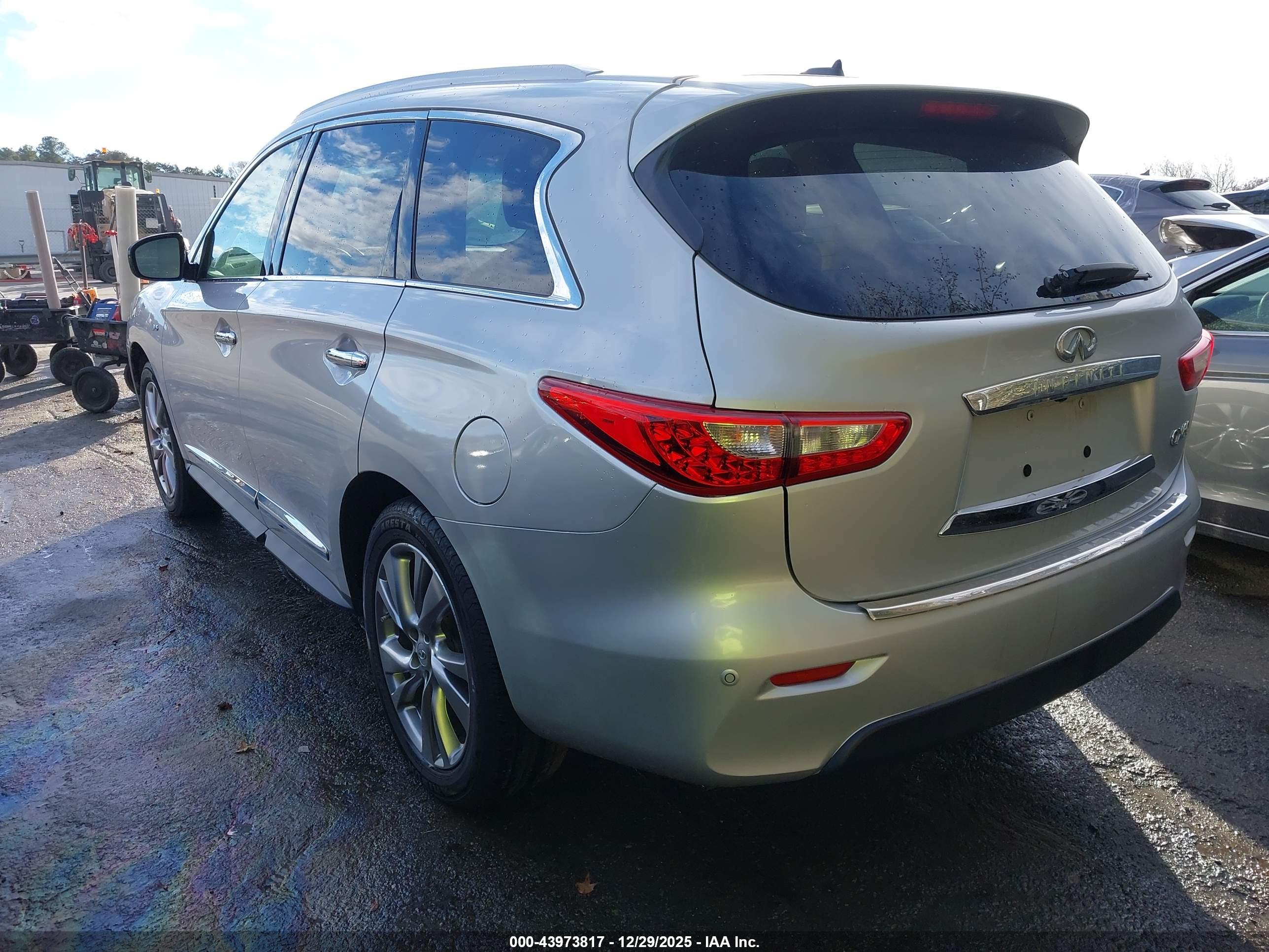 INFINITI QX60 image 3