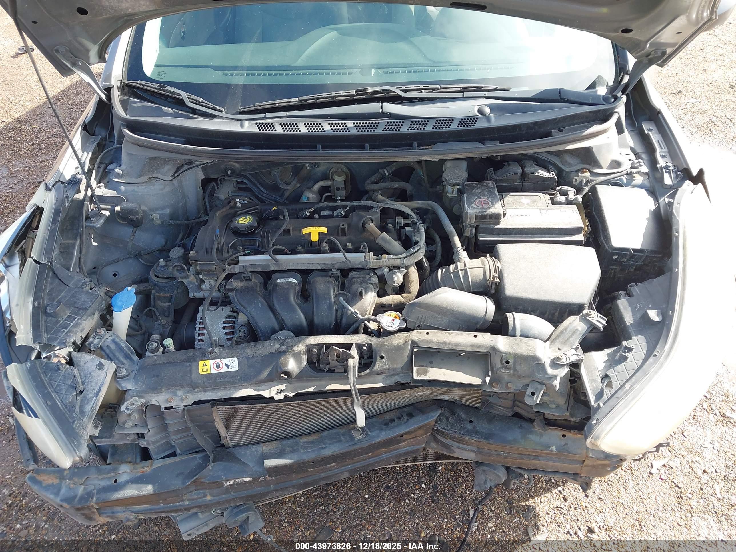 HYUNDAI ELANTRA image 10
