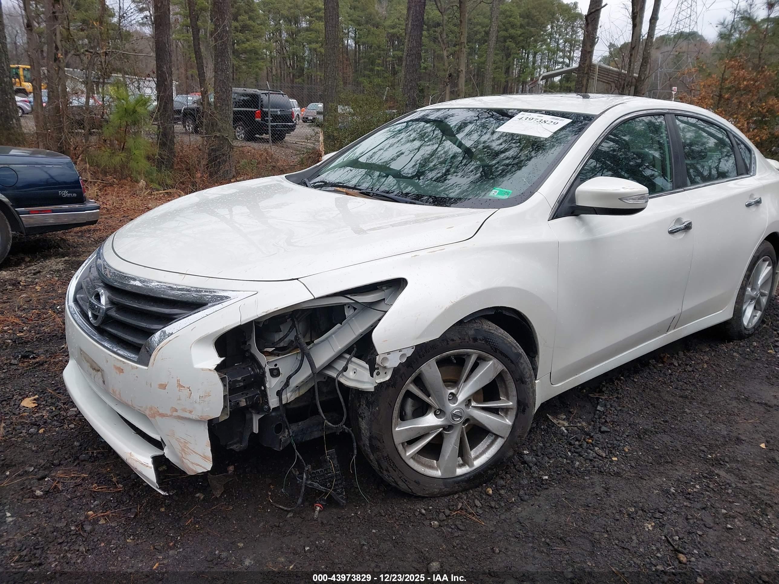NISSAN ALTIMA image 6