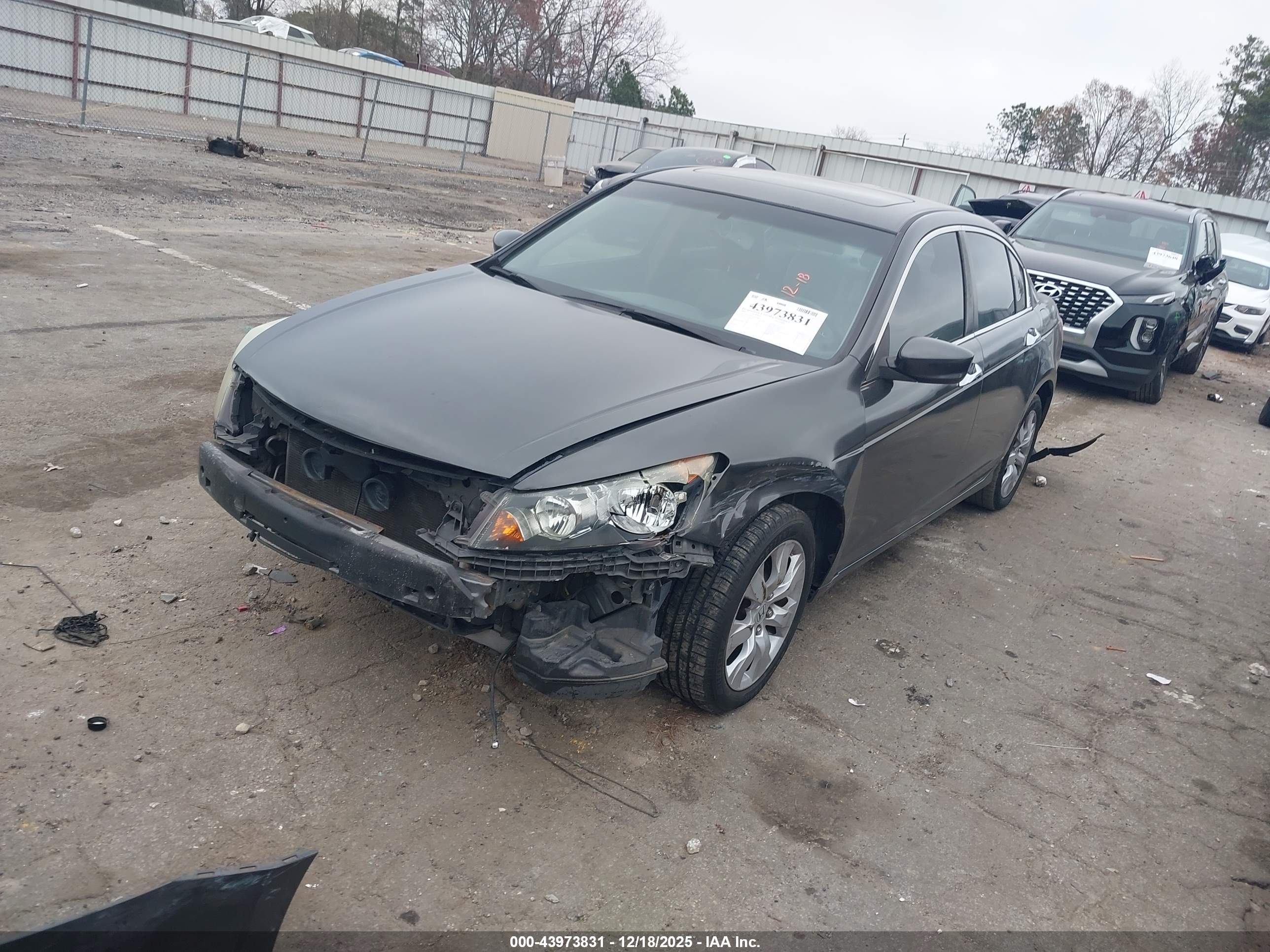 HONDA ACCORD image 2