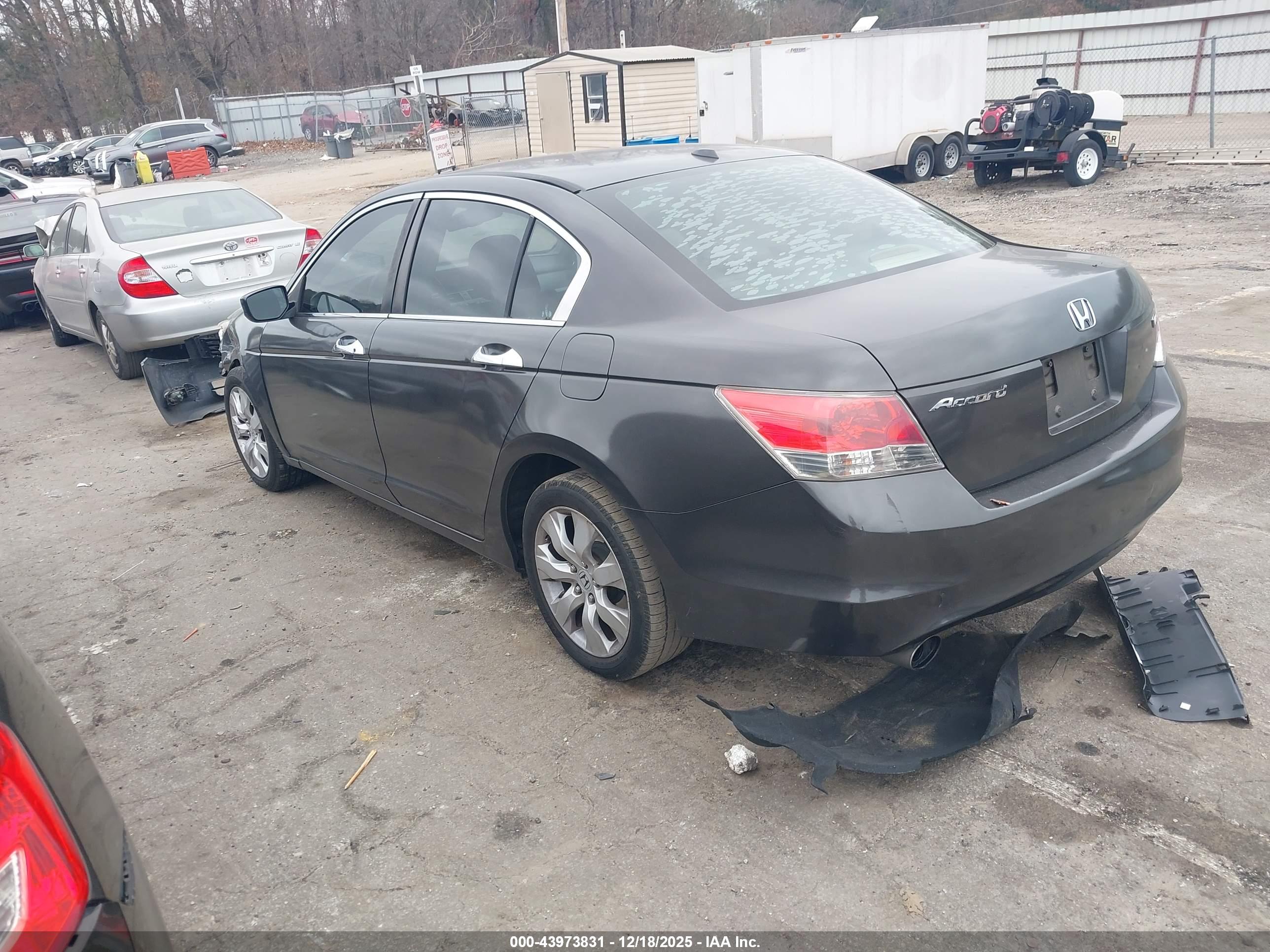 HONDA ACCORD image 3