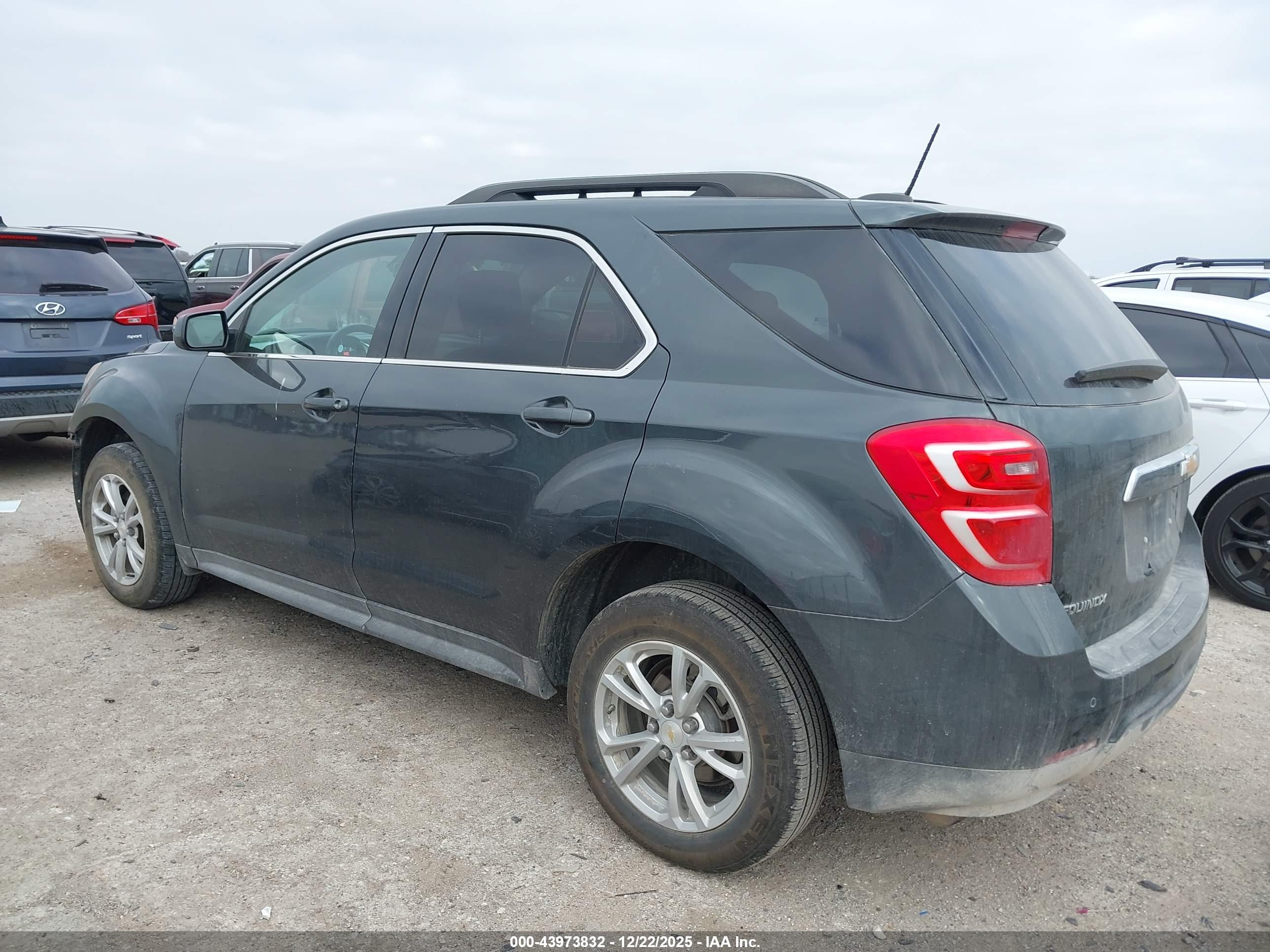 CHEVROLET EQUINOX image 3