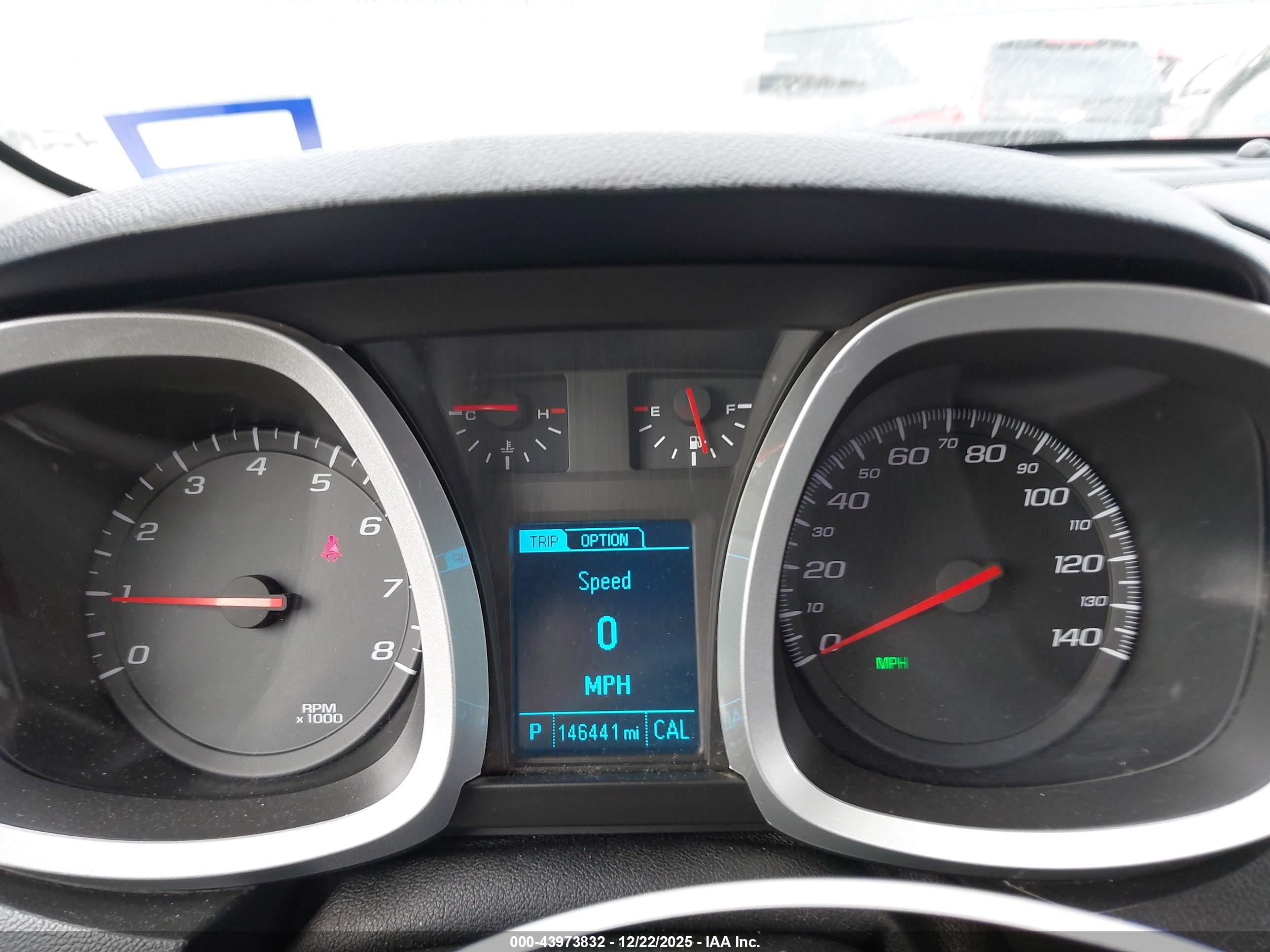 CHEVROLET EQUINOX image 7
