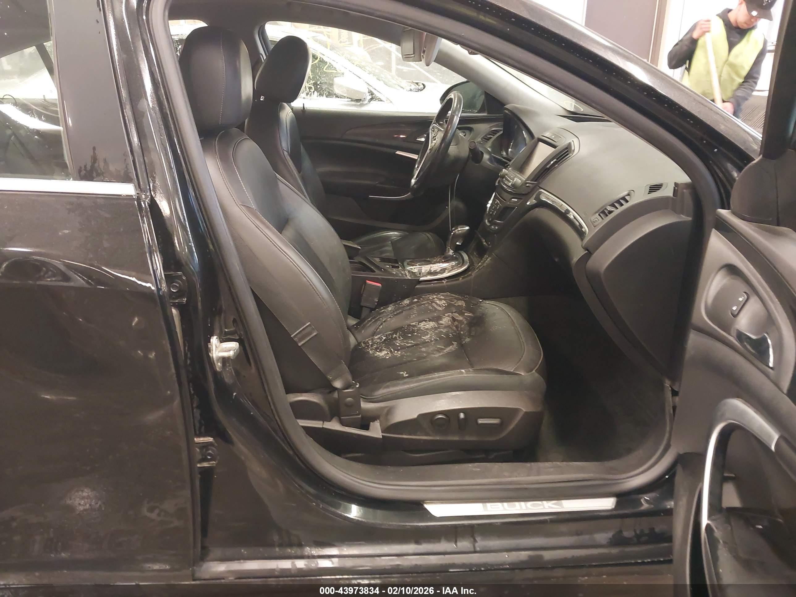 BUICK REGAL image 5