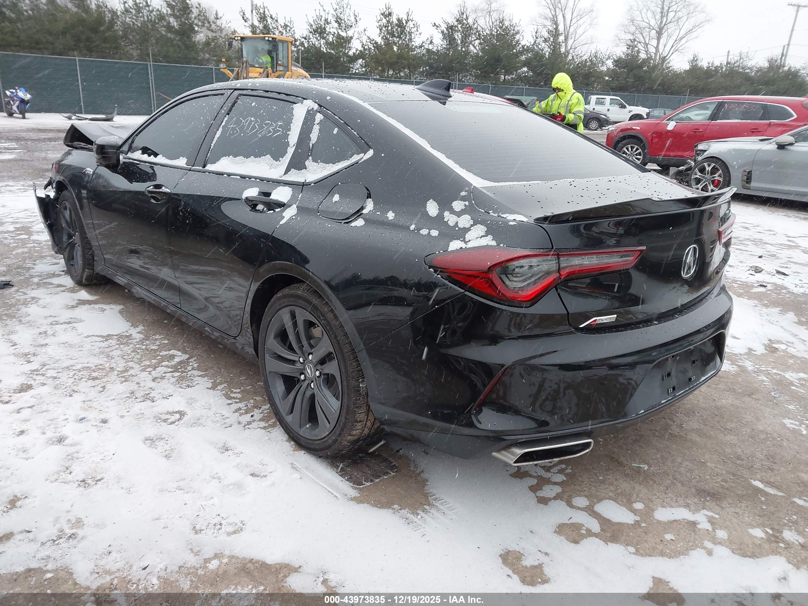 ACURA TLX image 3