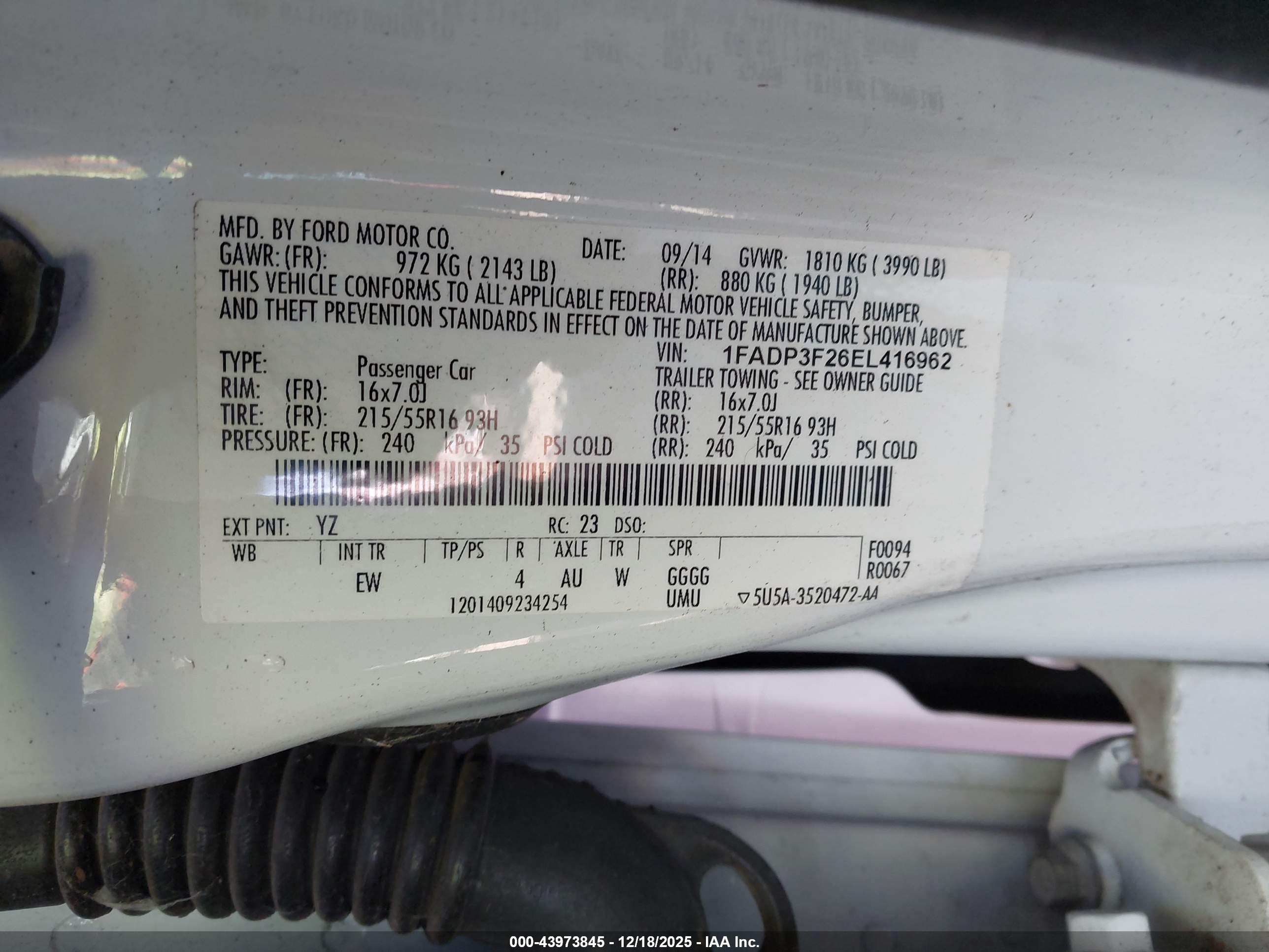 FORD FOCUS image 9