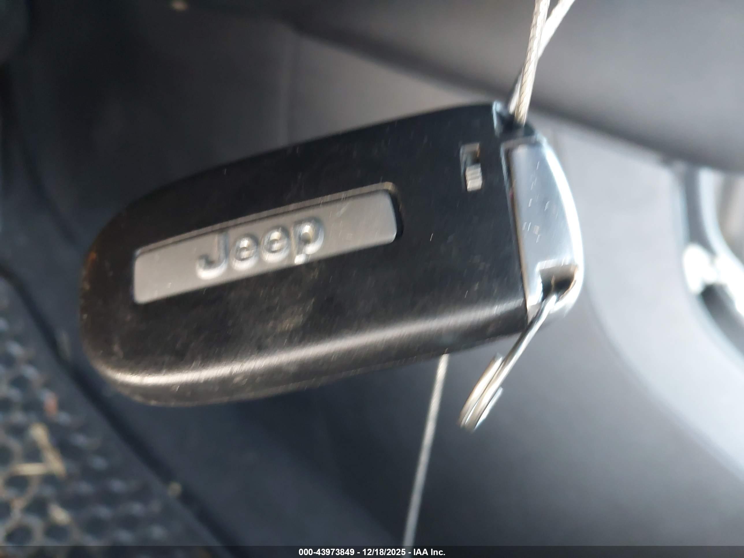 JEEP CHEROKEE image 11
