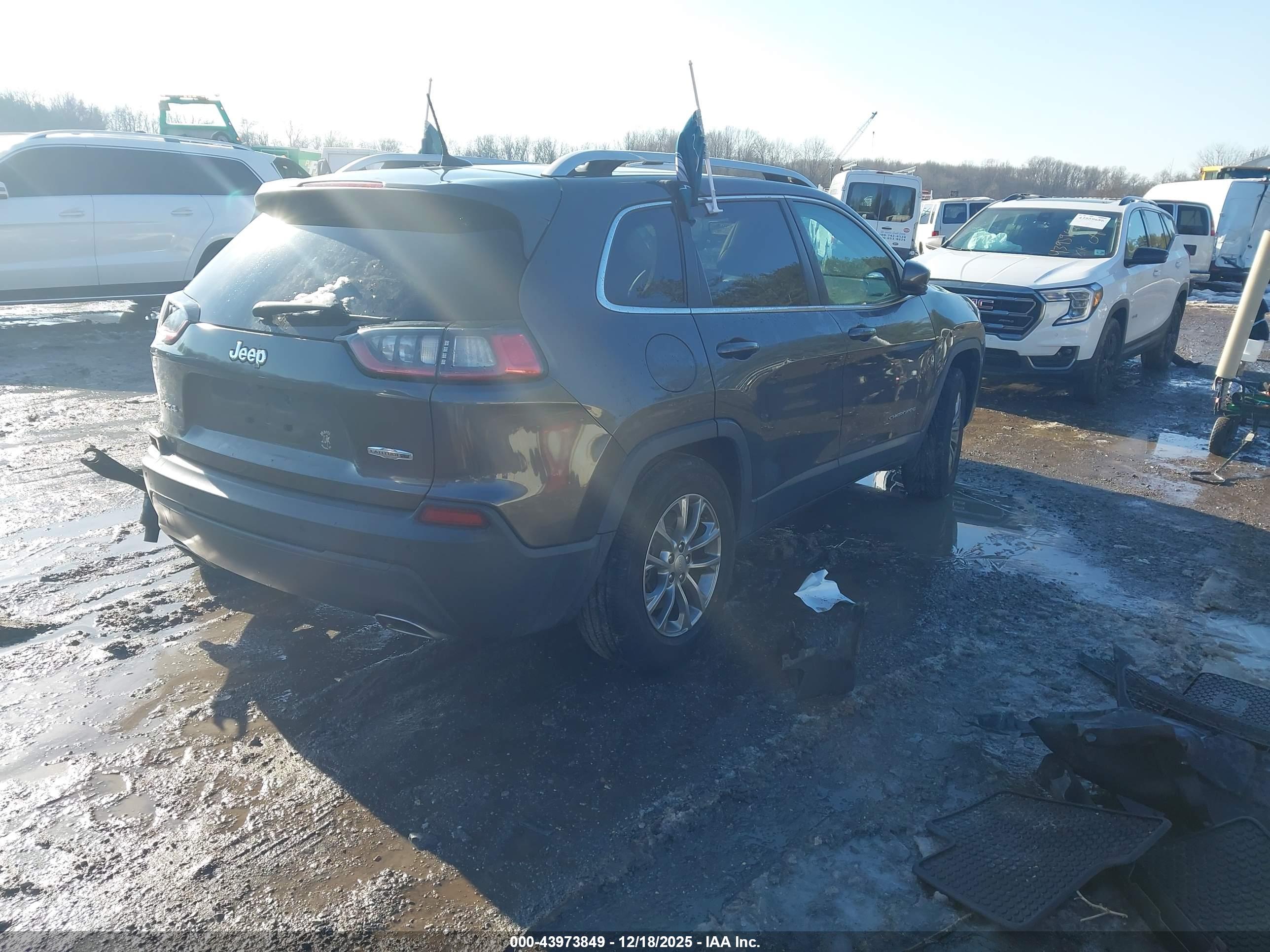 JEEP CHEROKEE image 4