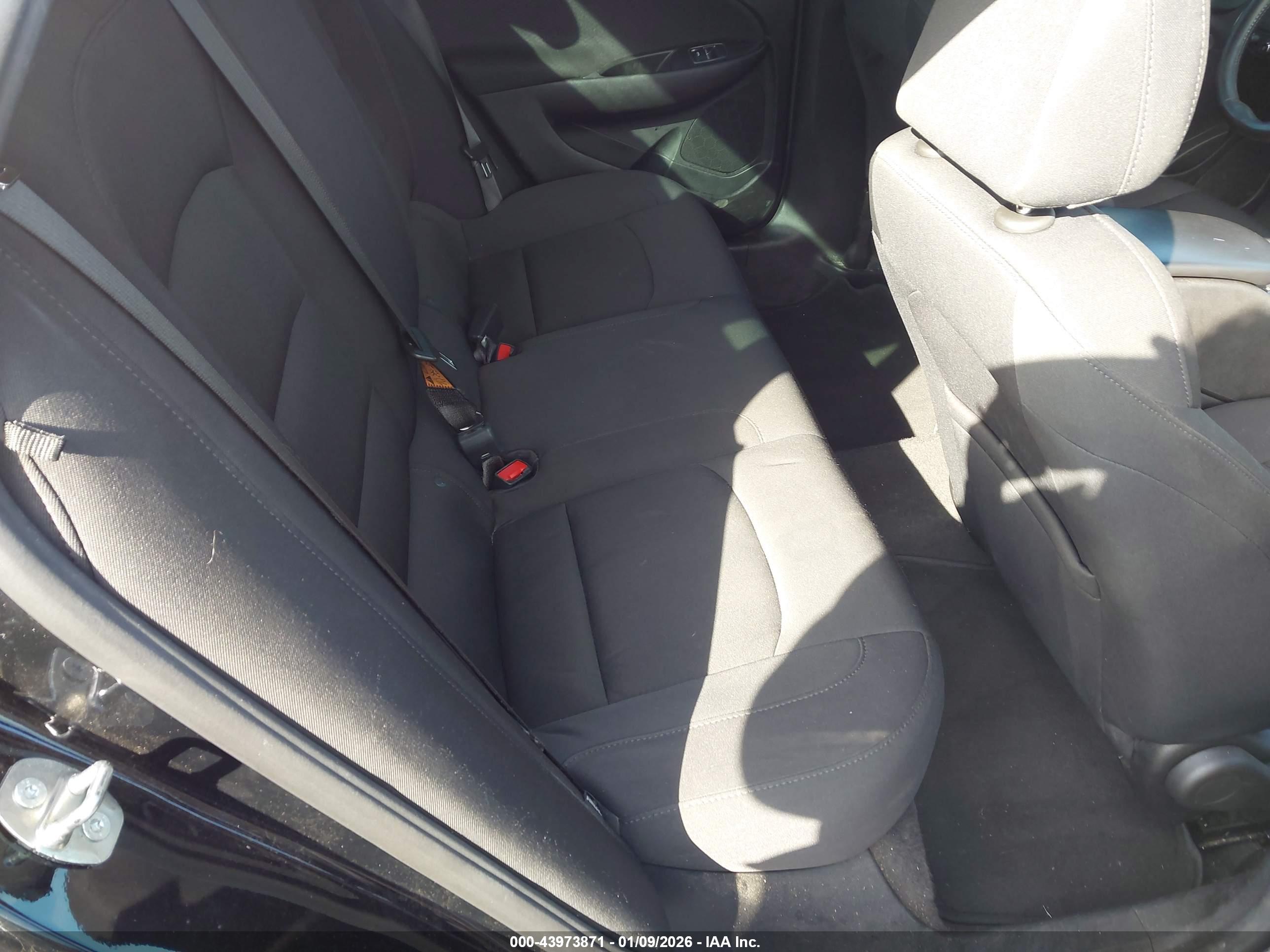 CHEVROLET MALIBU image 8