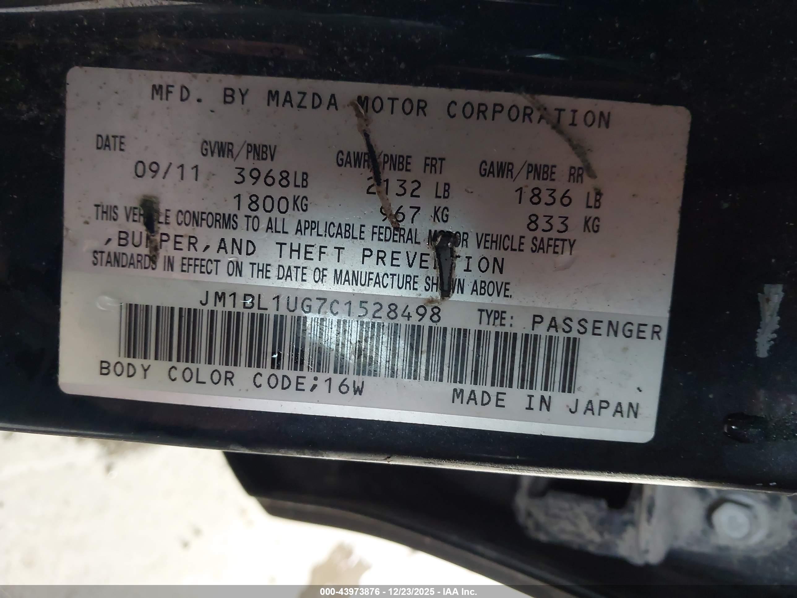 MAZDA MAZDA3 image 9