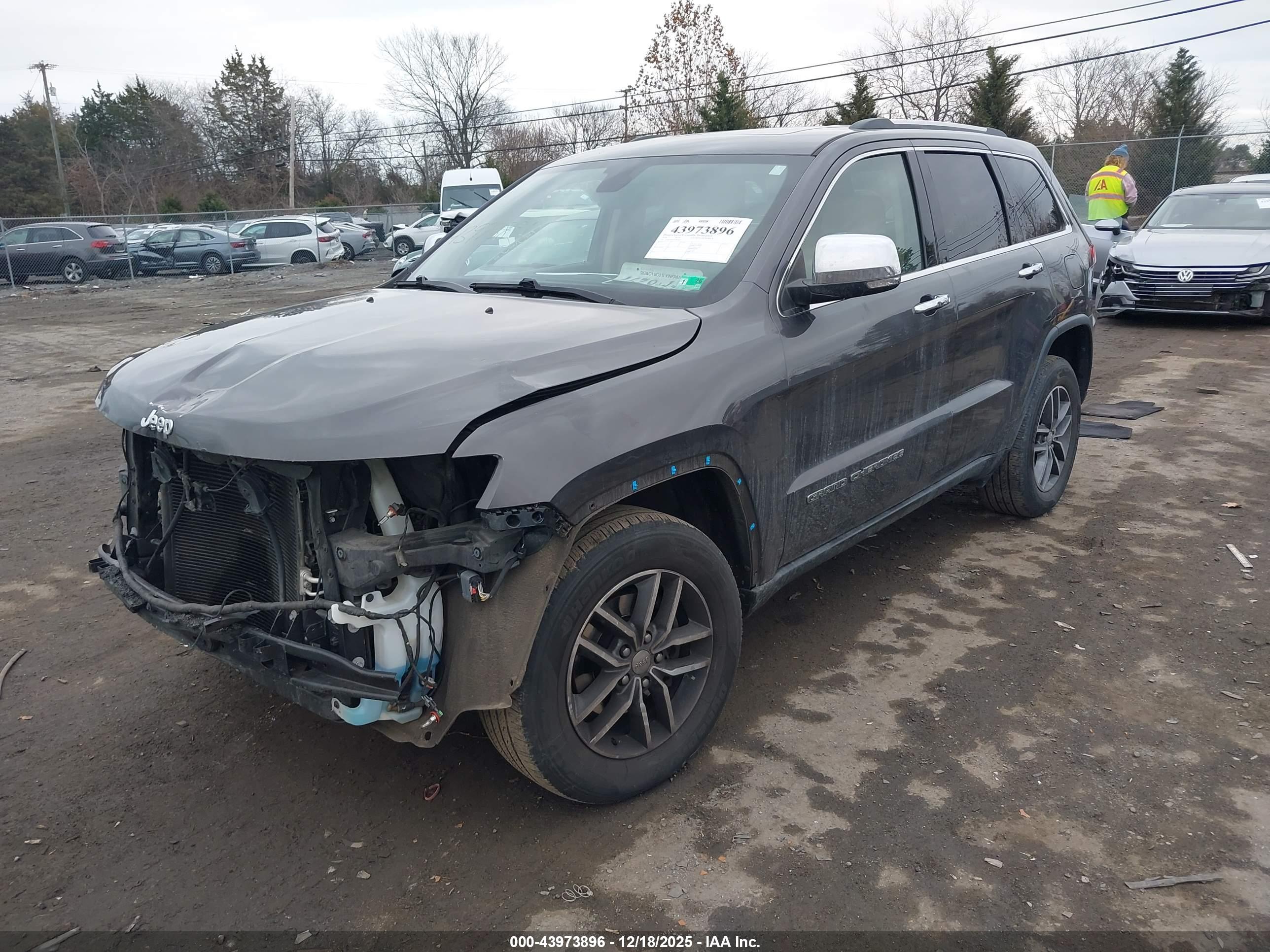 JEEP GRAND image 2