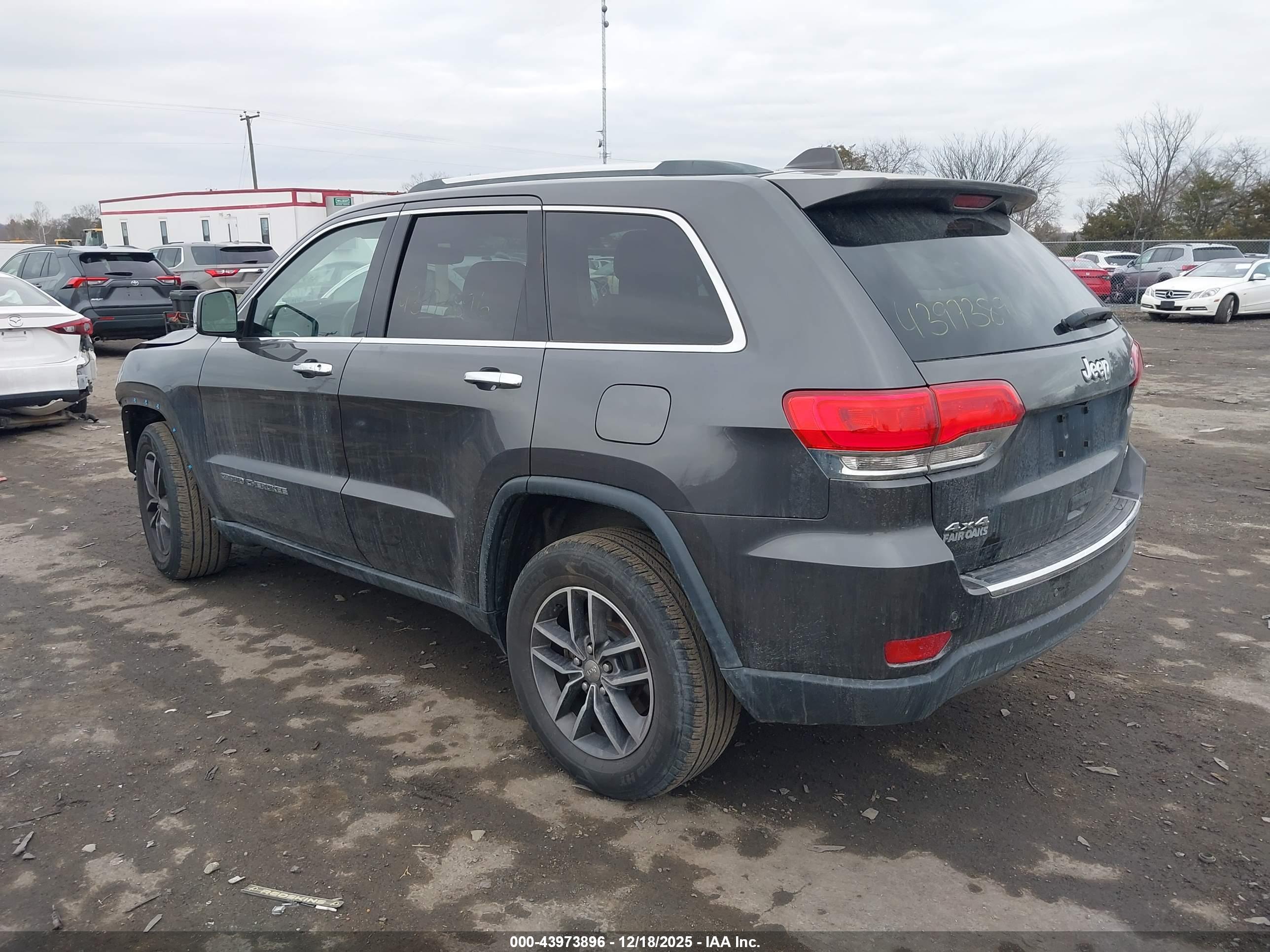 JEEP GRAND image 3