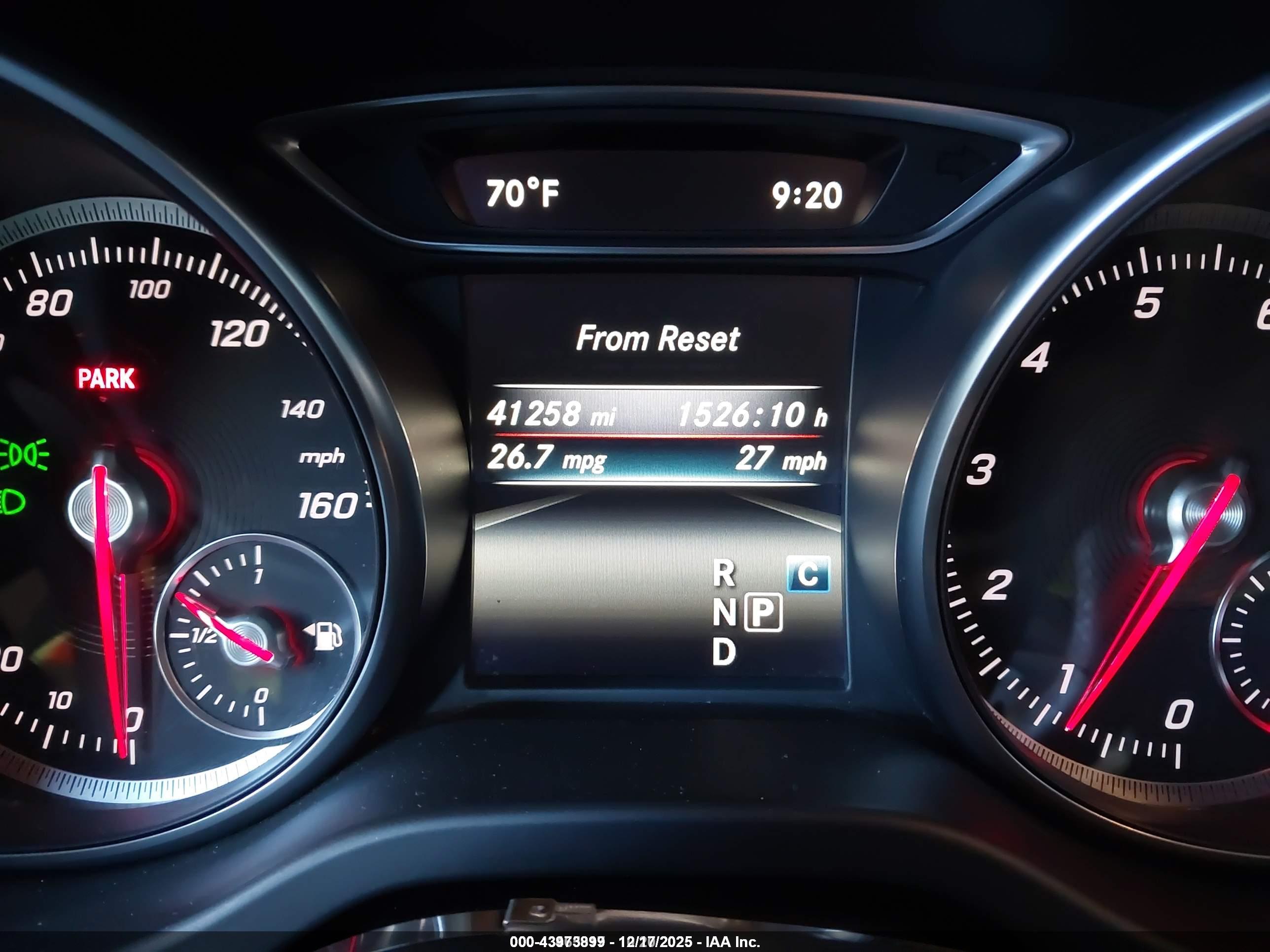 MERCEDES-BENZ GLA image 7