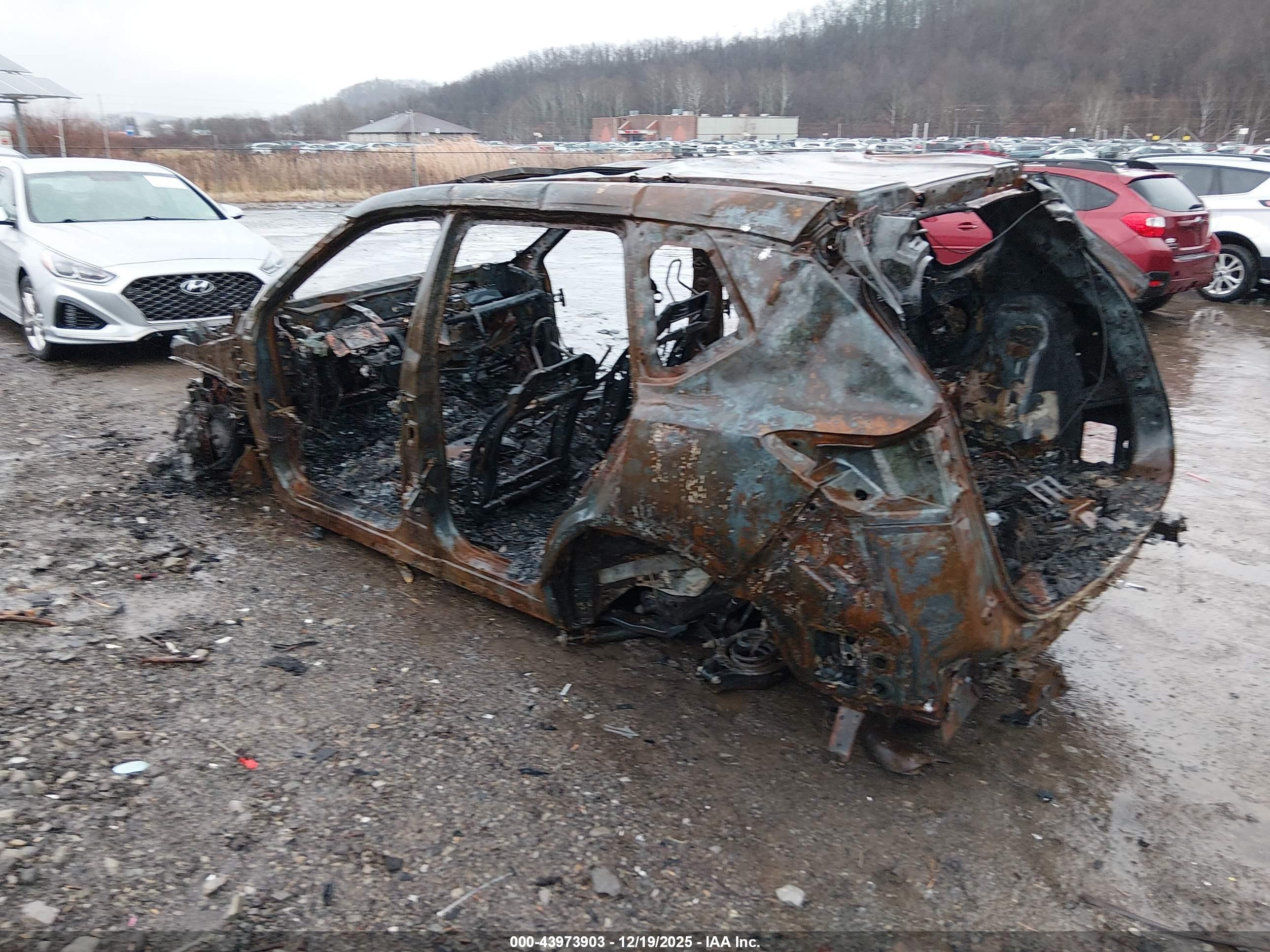 NISSAN ROGUE image 3