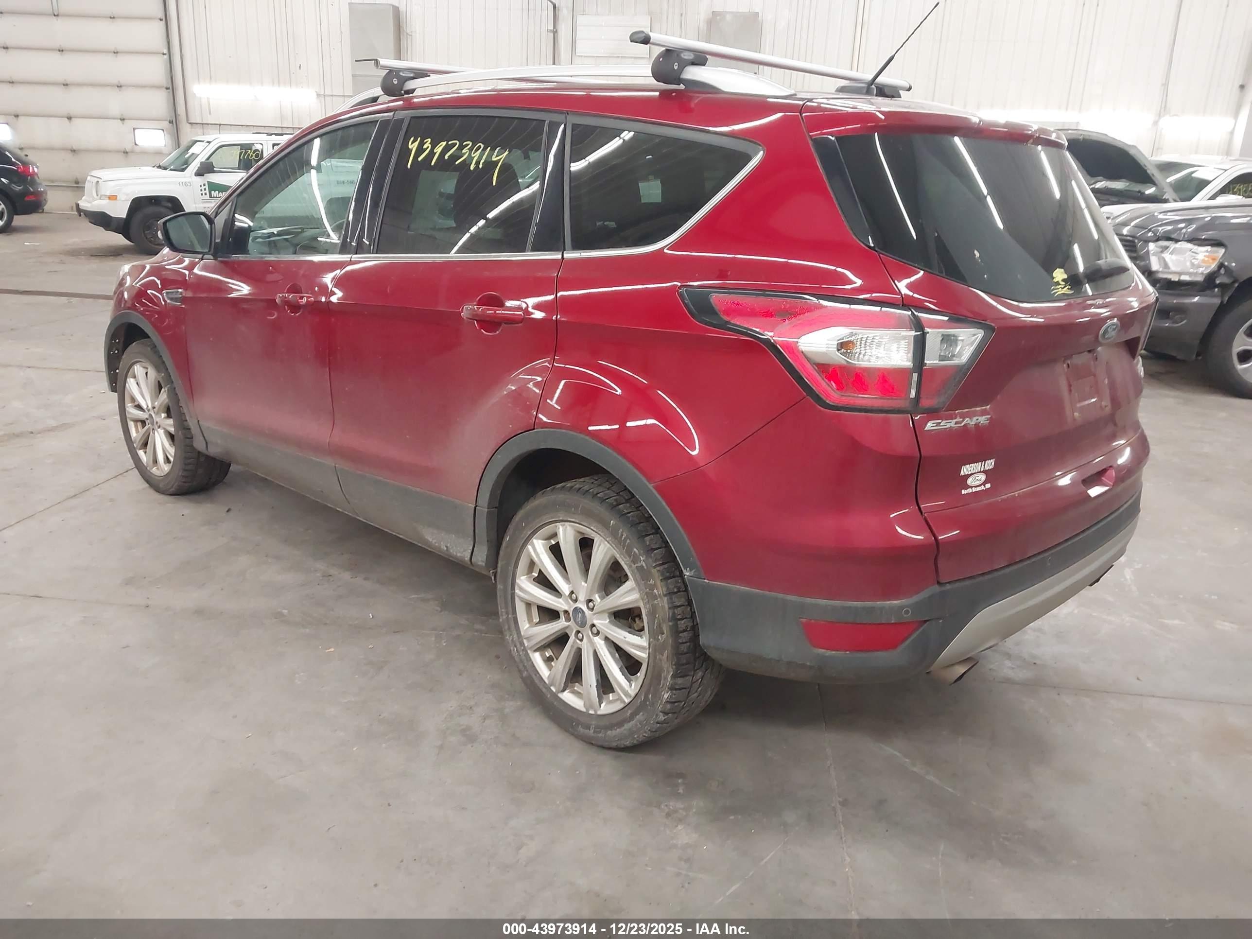 FORD ESCAPE image 3