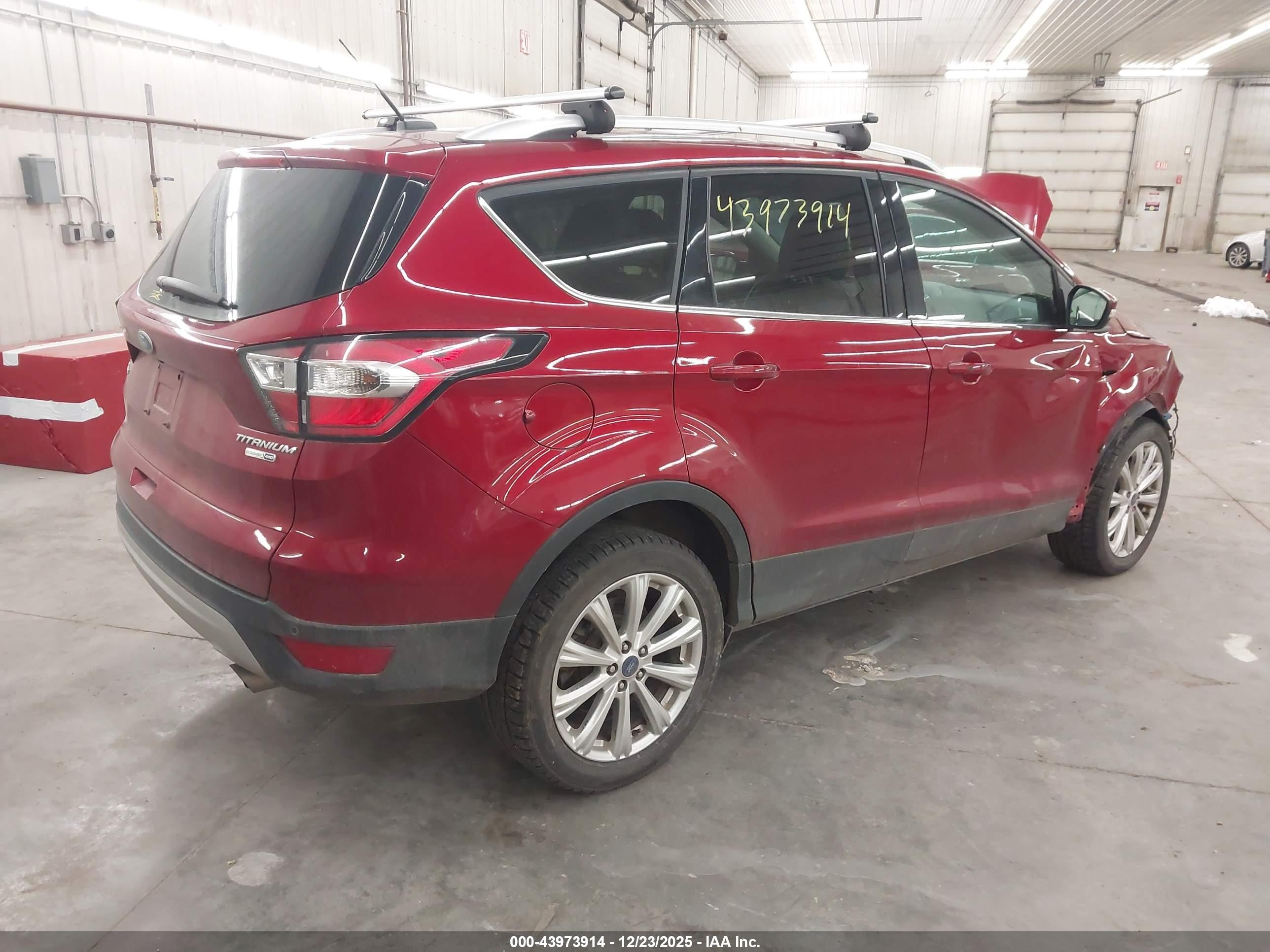 FORD ESCAPE image 4