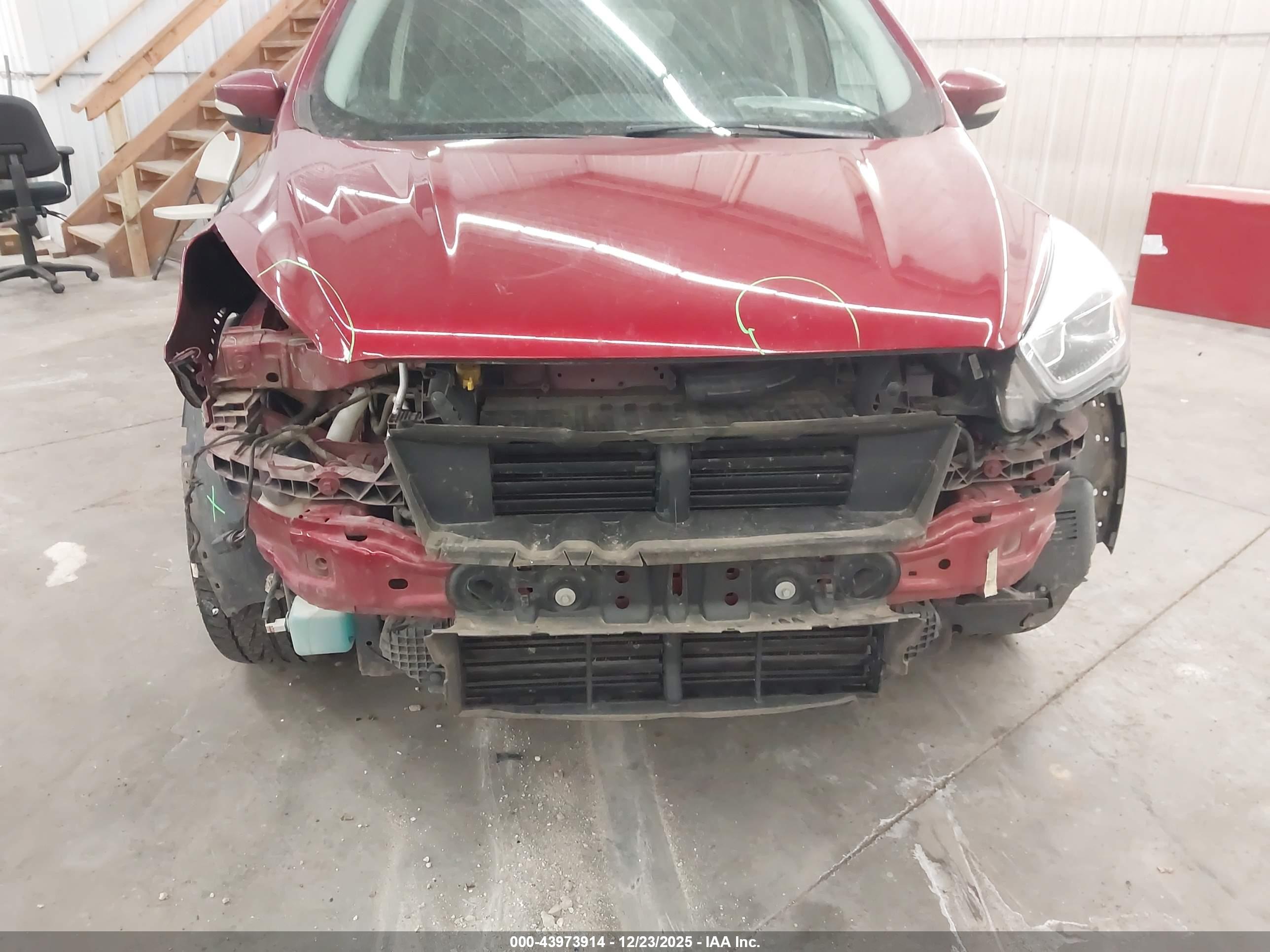 FORD ESCAPE image 6