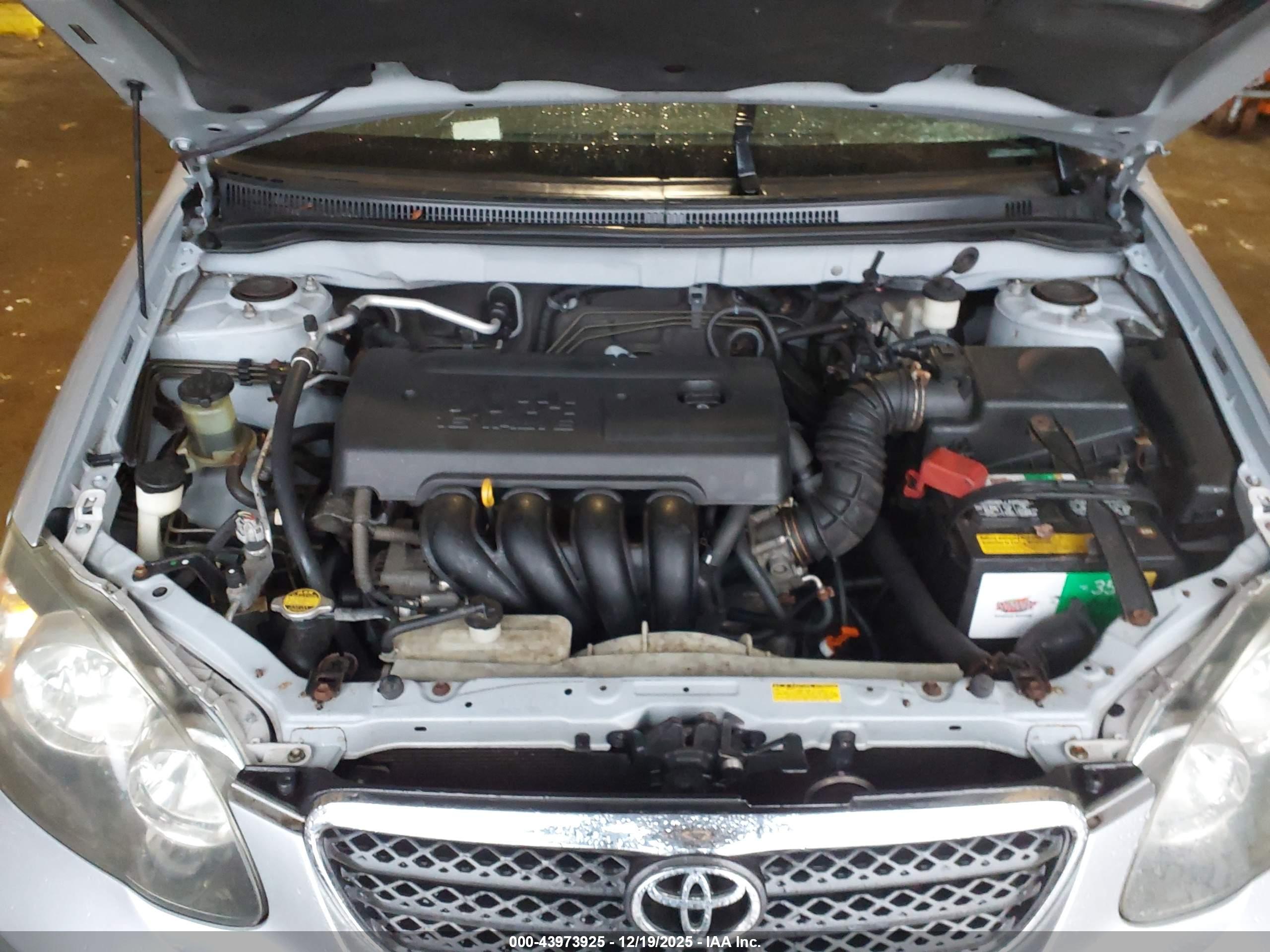 TOYOTA COROLLA image 10