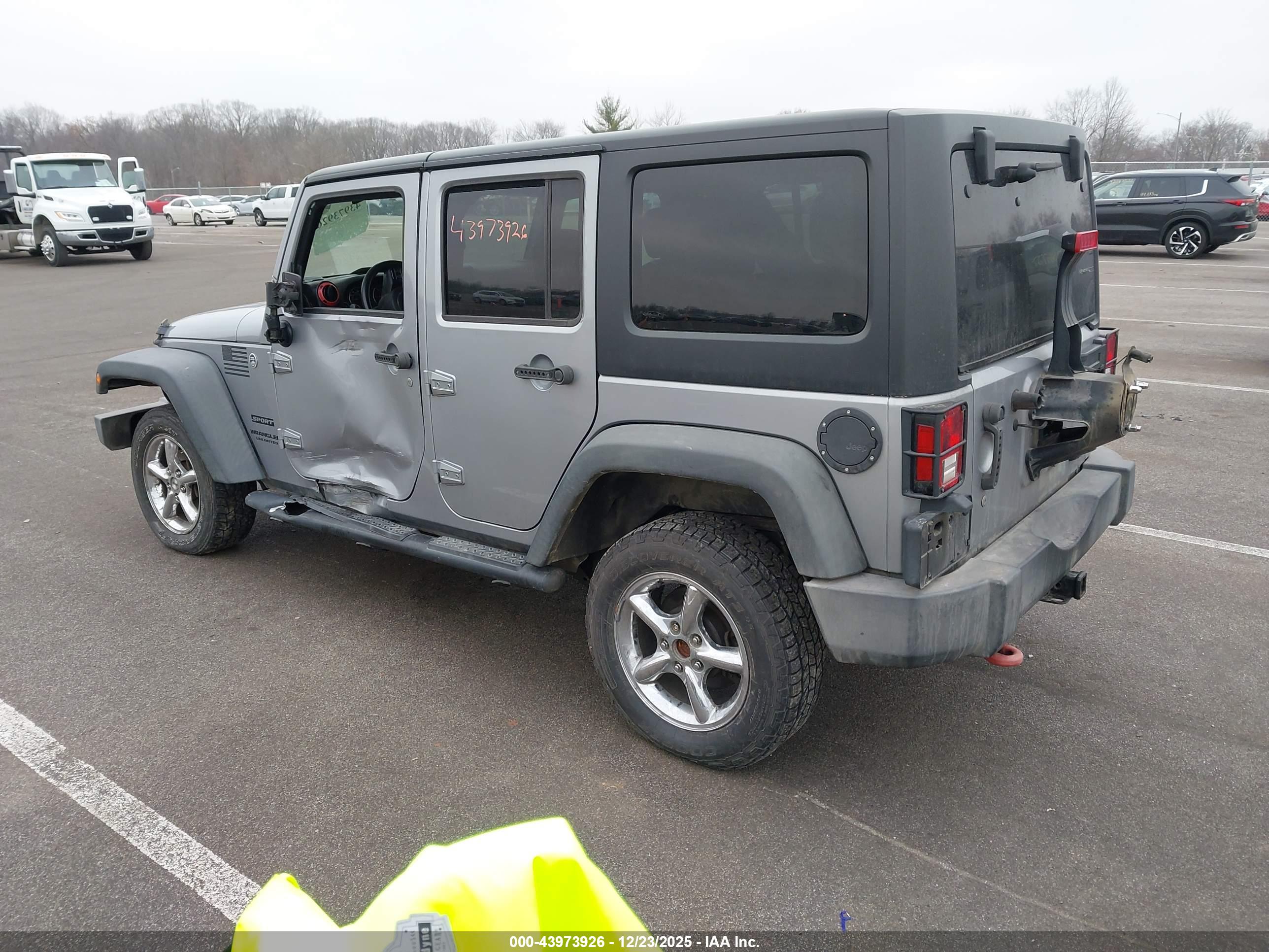 JEEP WRANGLER image 3