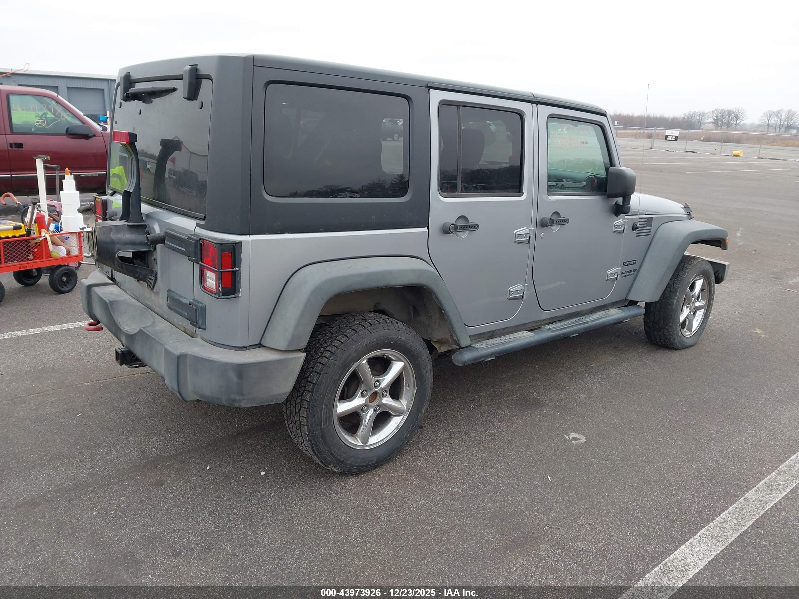 JEEP WRANGLER image 4