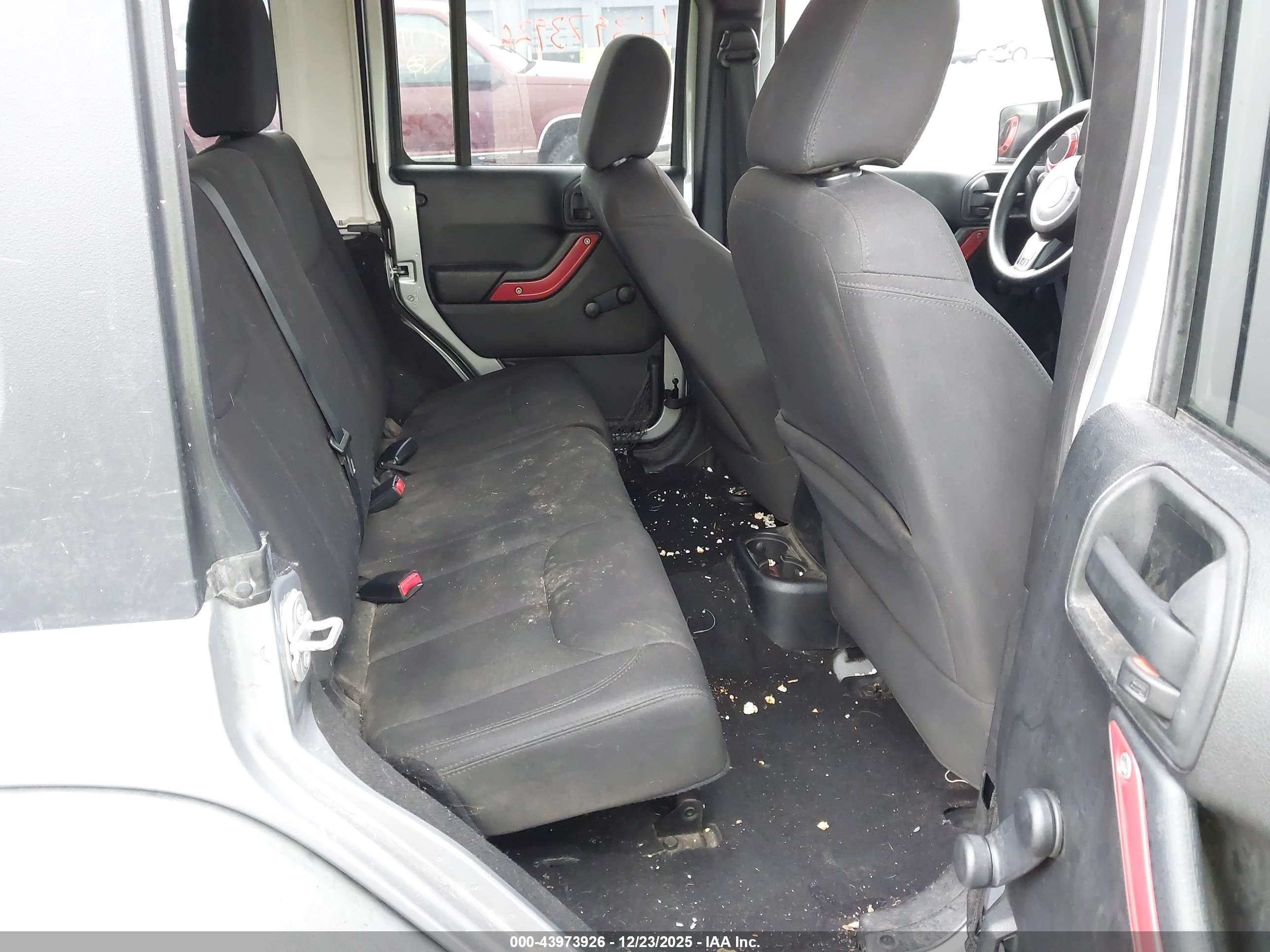 JEEP WRANGLER image 8