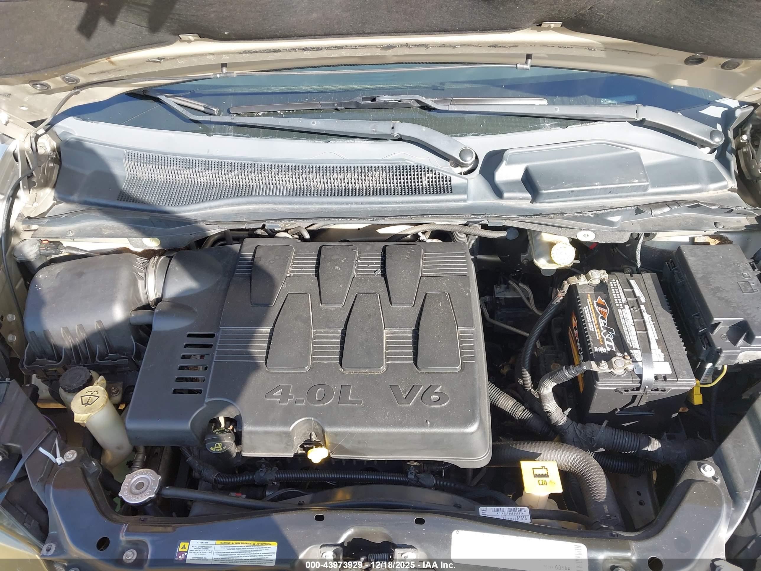 CHRYSLER TOWN image 10