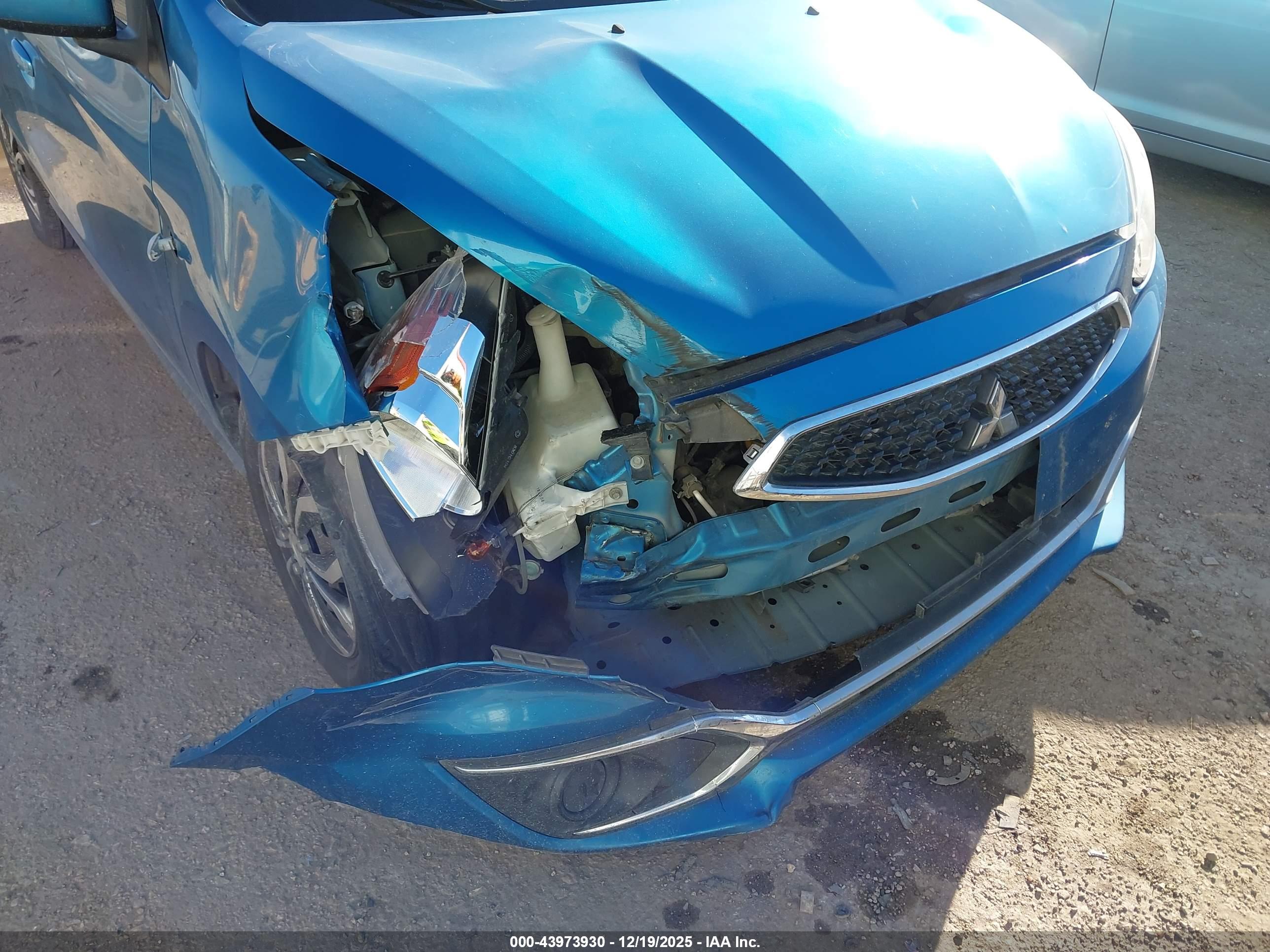 MITSUBISHI MIRAGE image 6