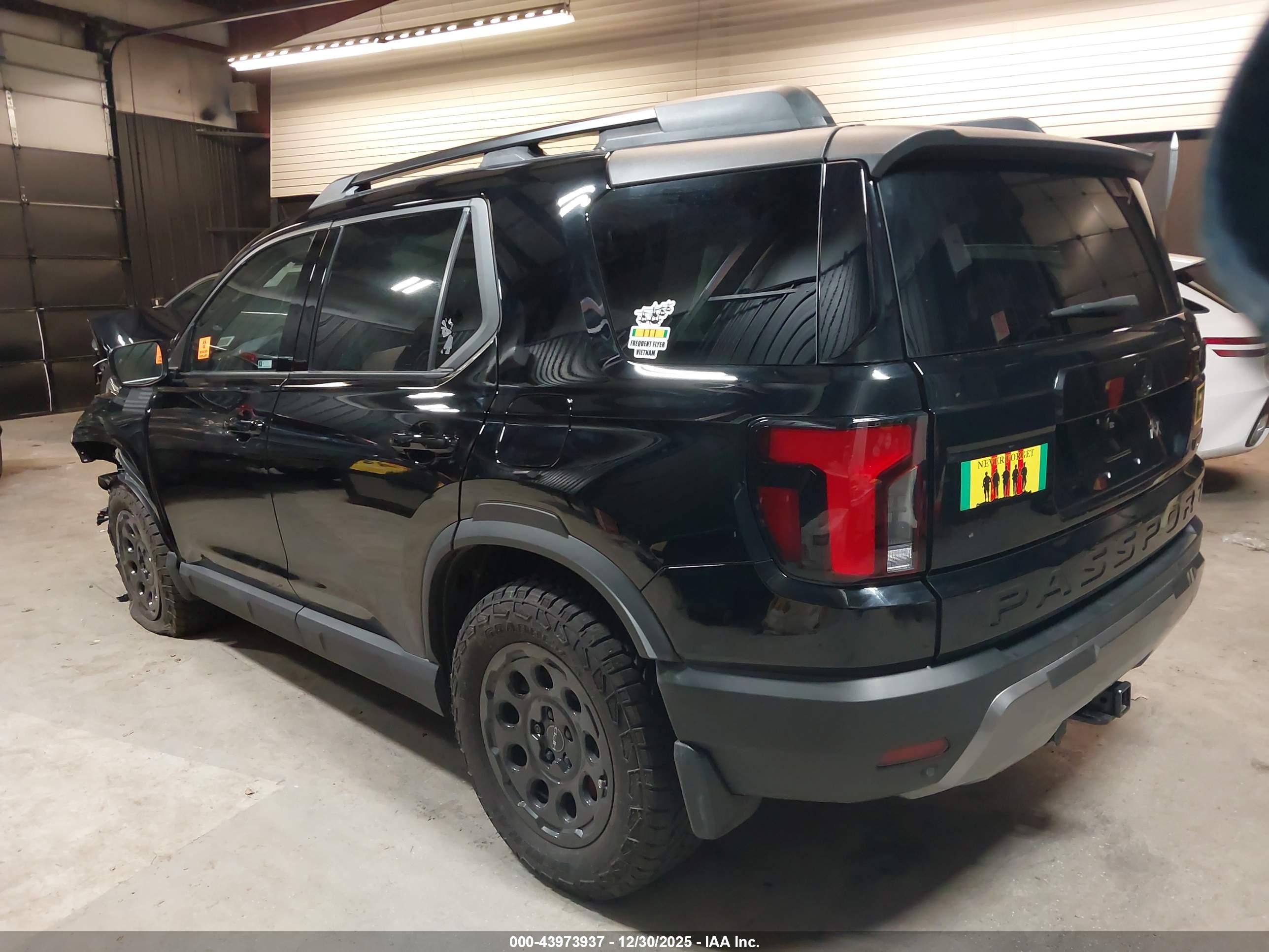 HONDA PASSPORT image 3