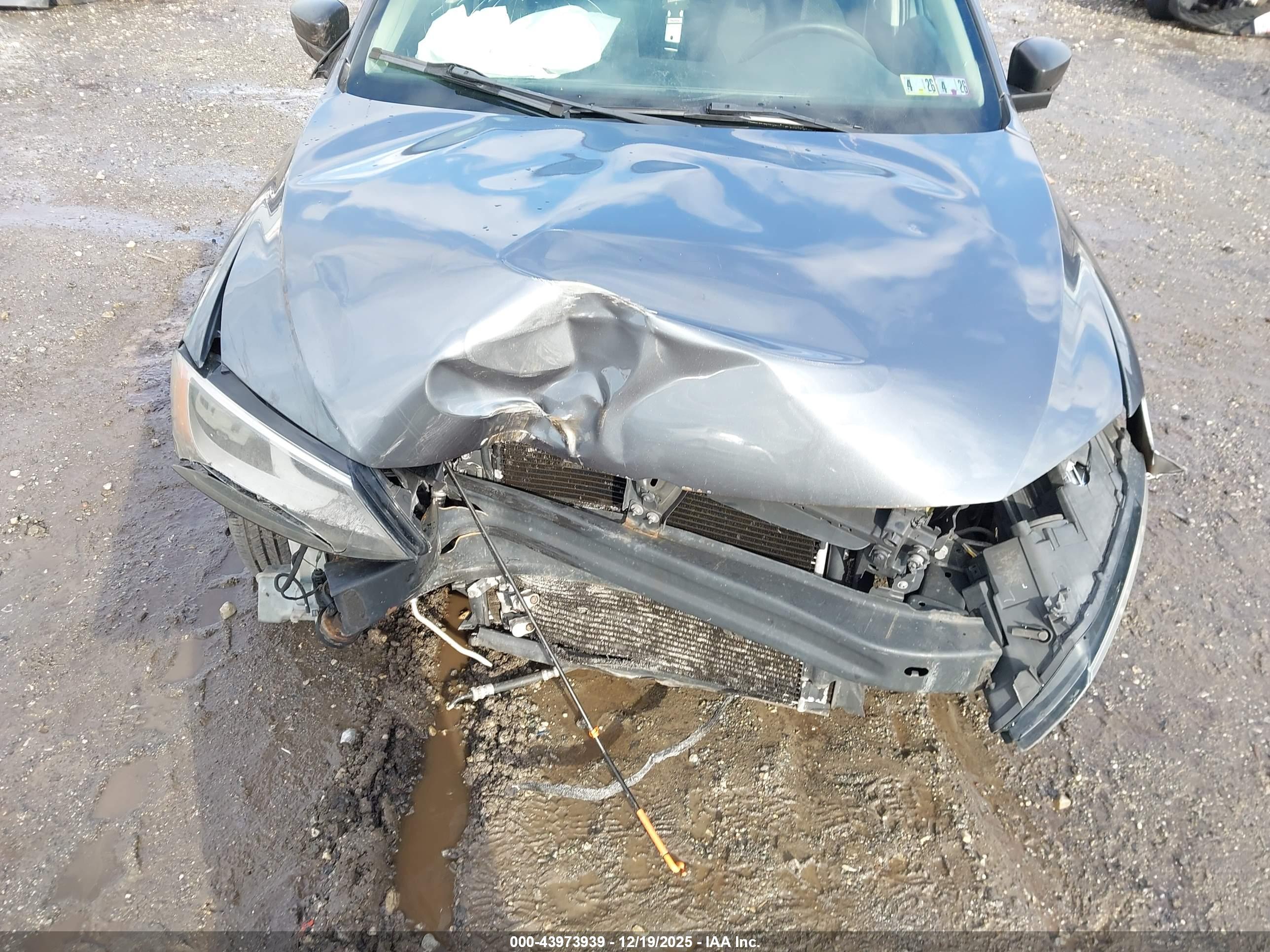 VOLKSWAGEN JETTA image 6