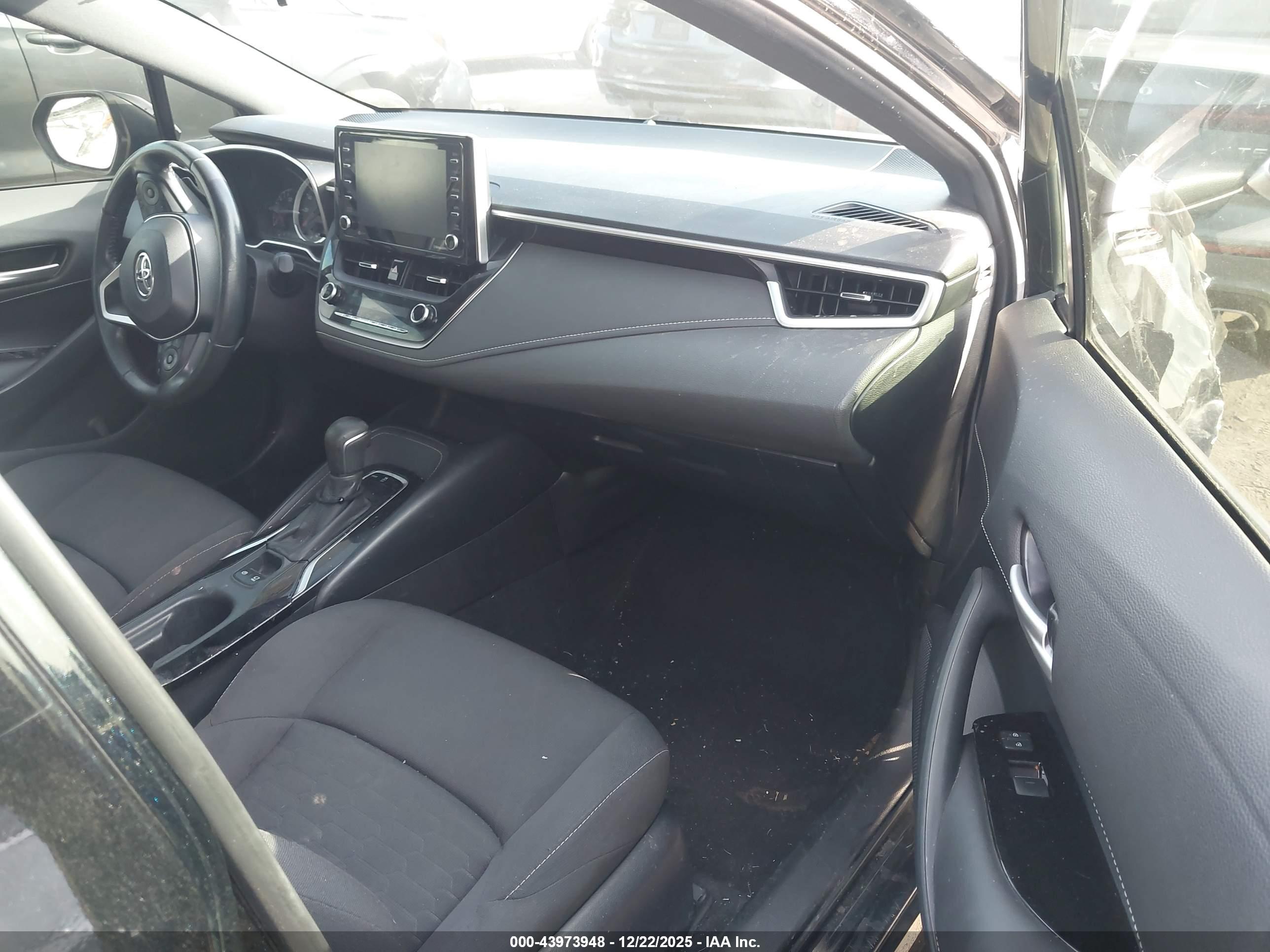 TOYOTA COROLLA image 5