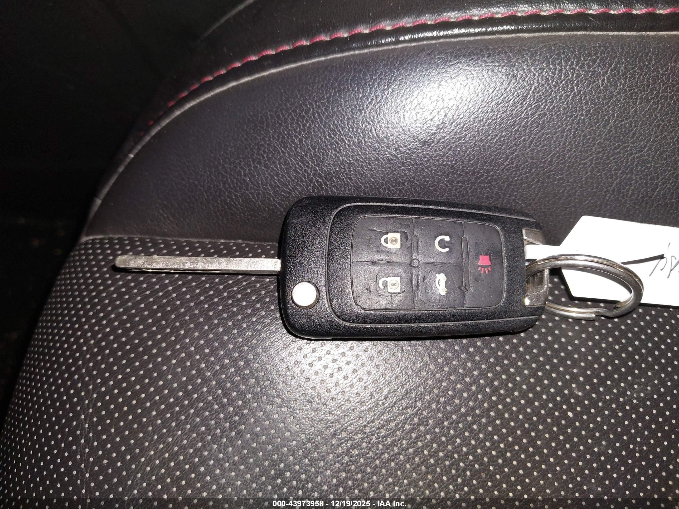 GMC TERRAIN image 11