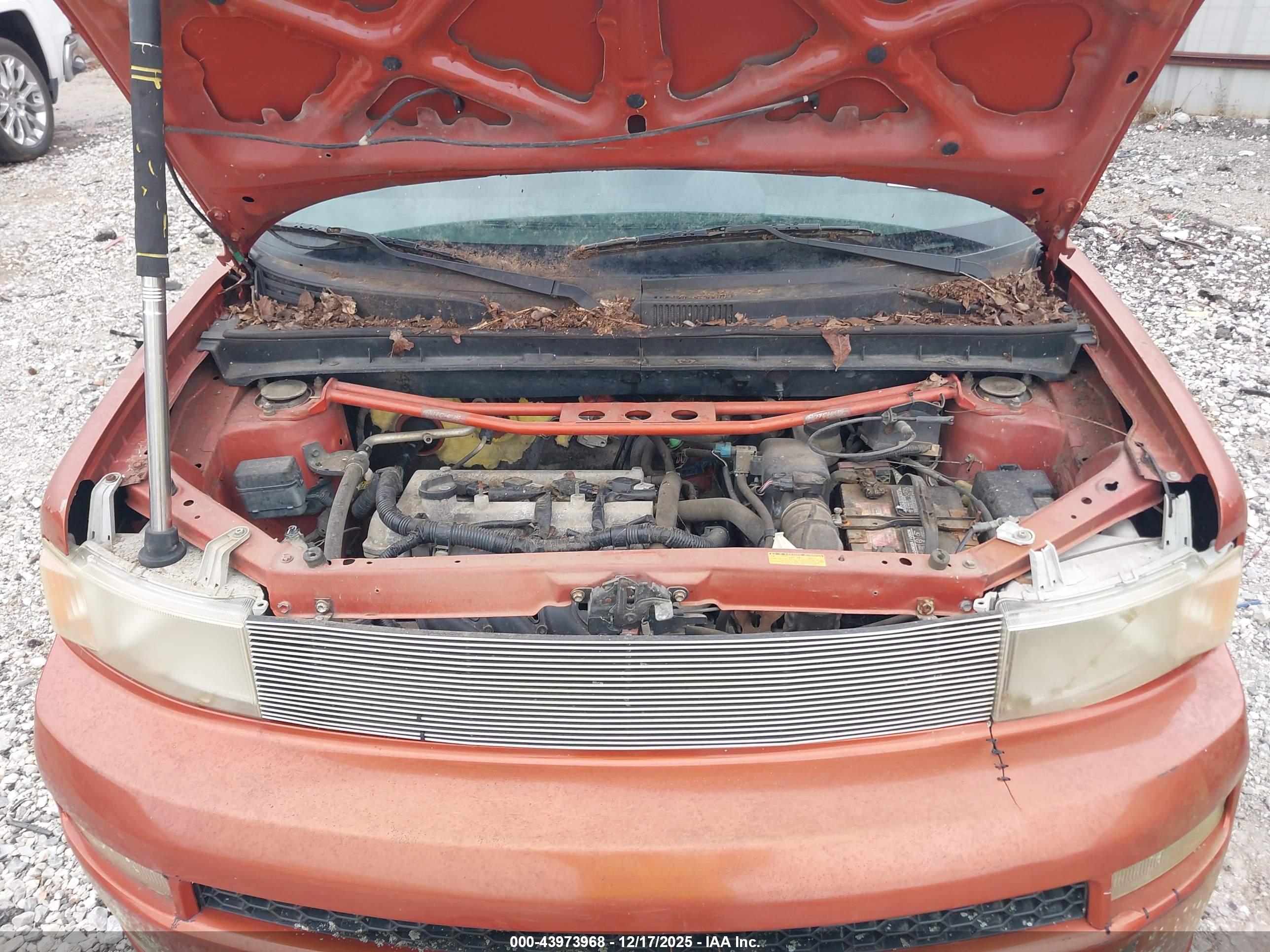SCION XB image 10