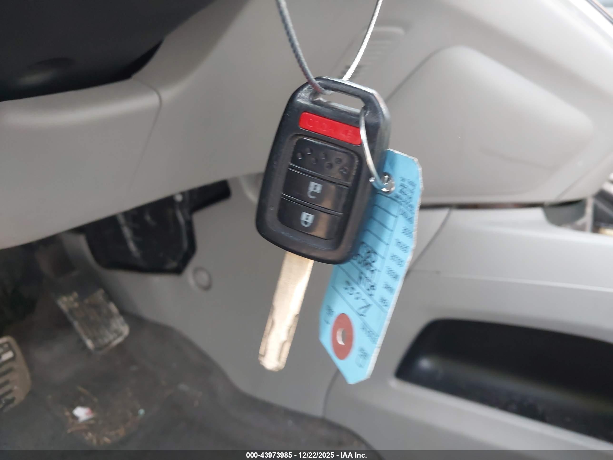 HONDA CR-V image 11