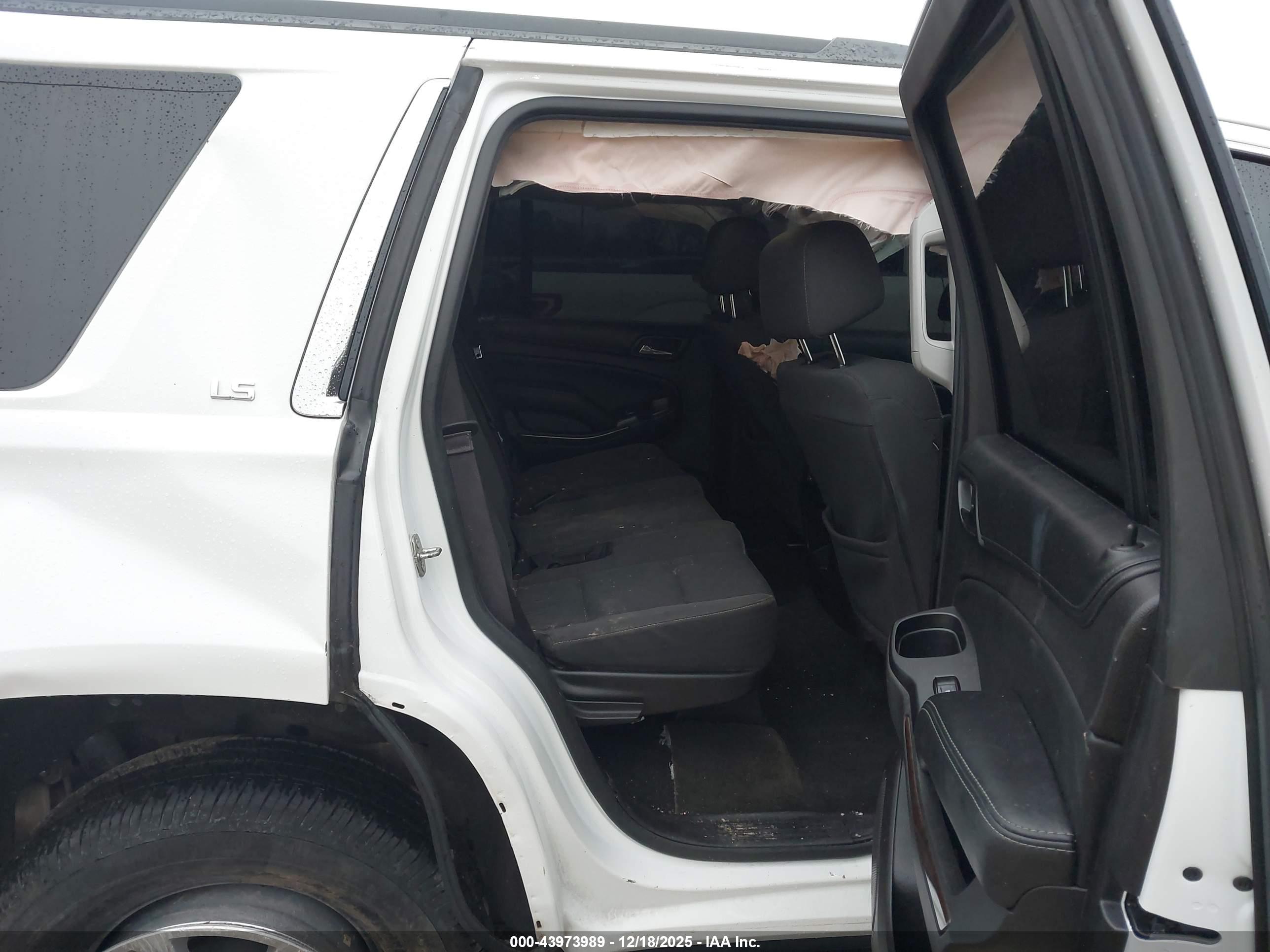 CHEVROLET TAHOE image 8