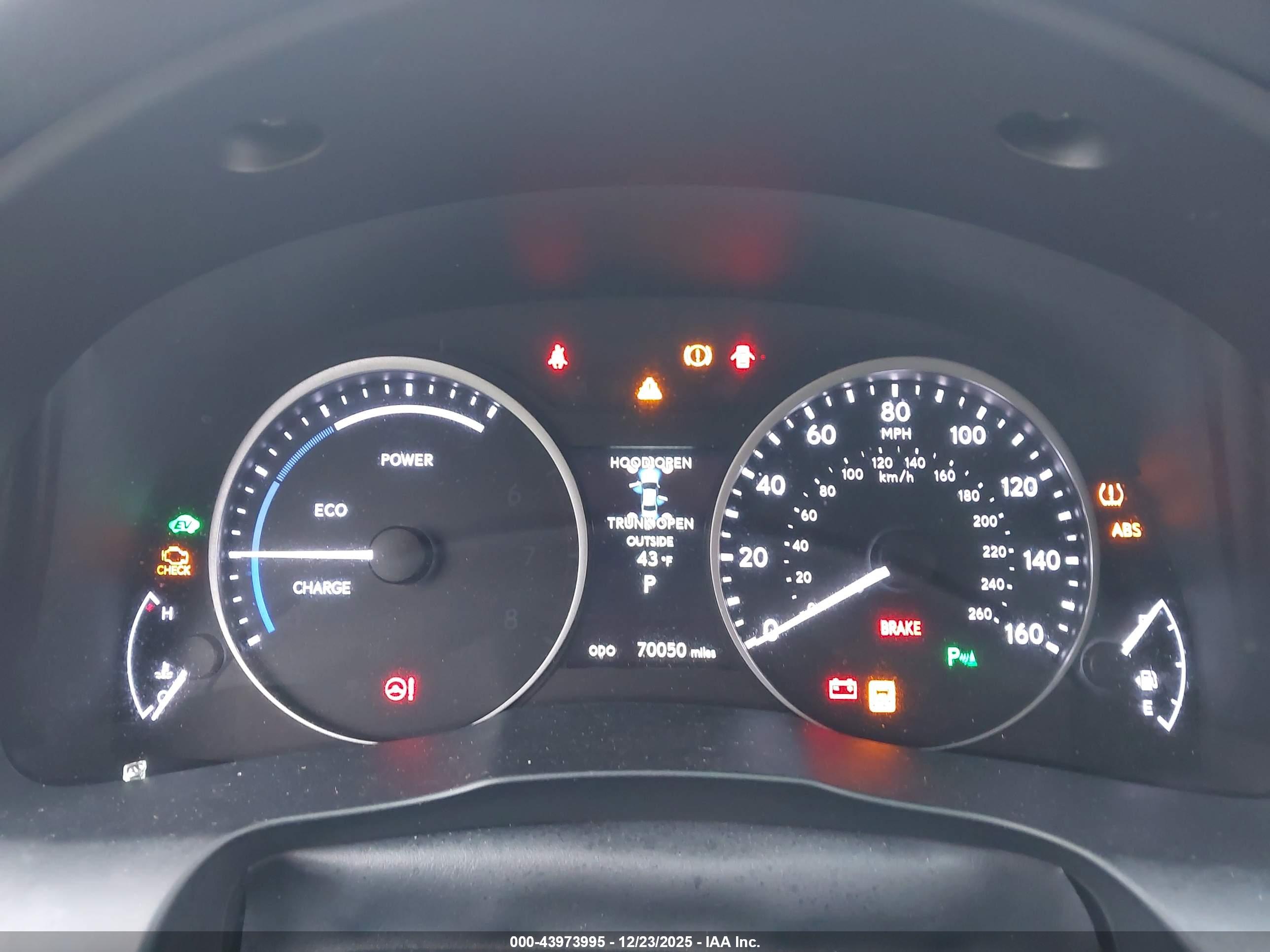 LEXUS ES image 7