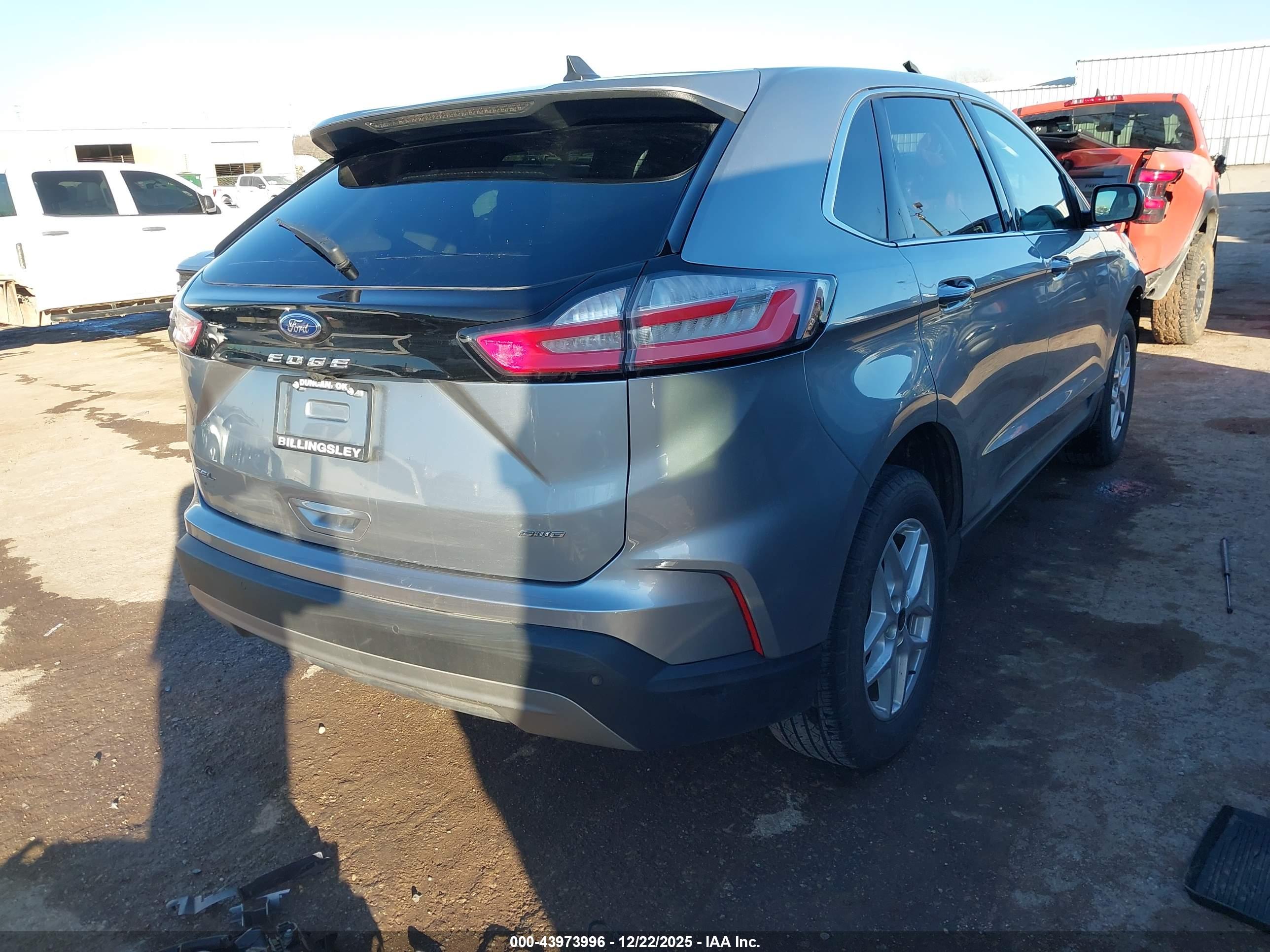 FORD EDGE image 4