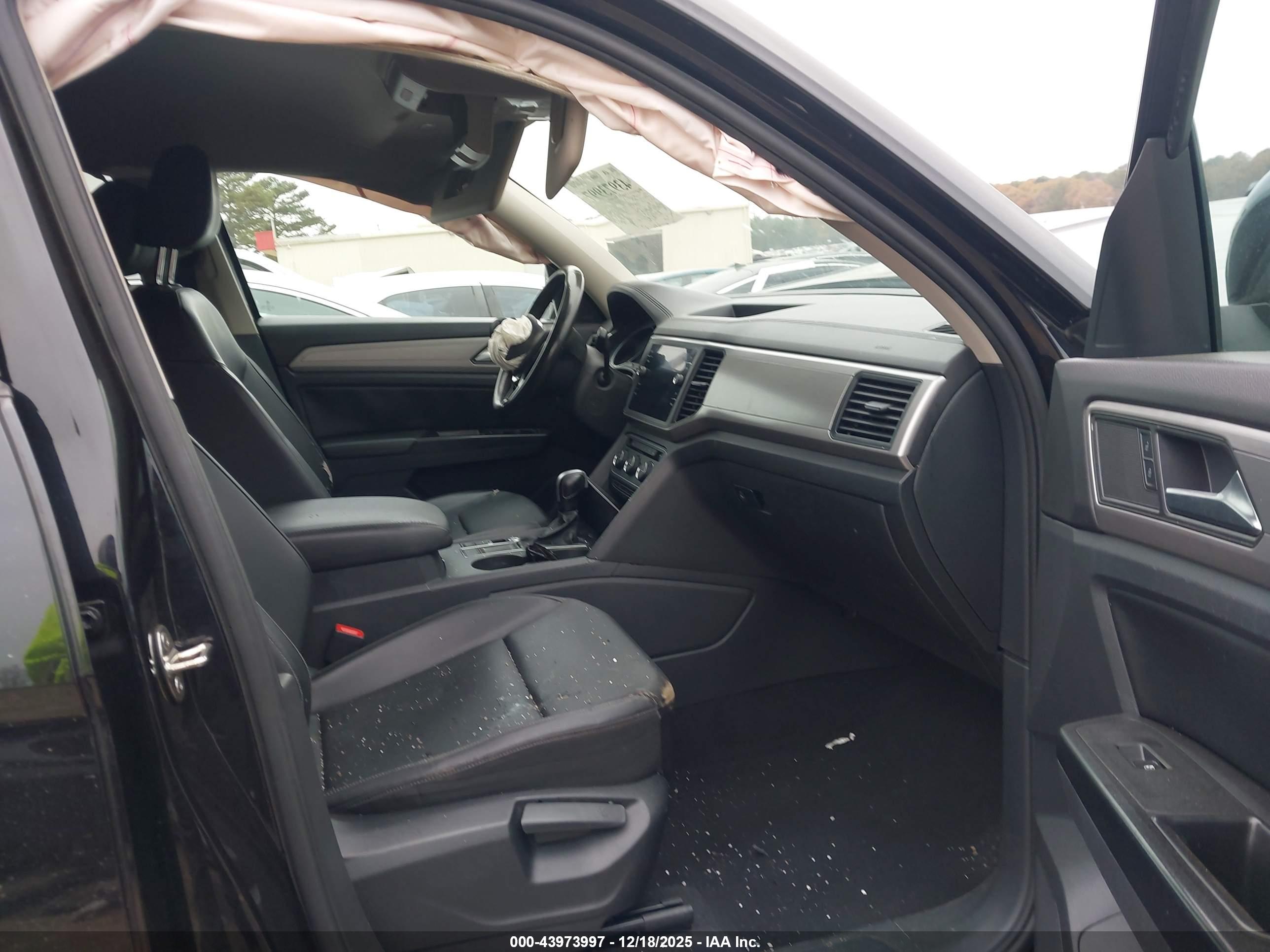 VOLKSWAGEN ATLAS image 5