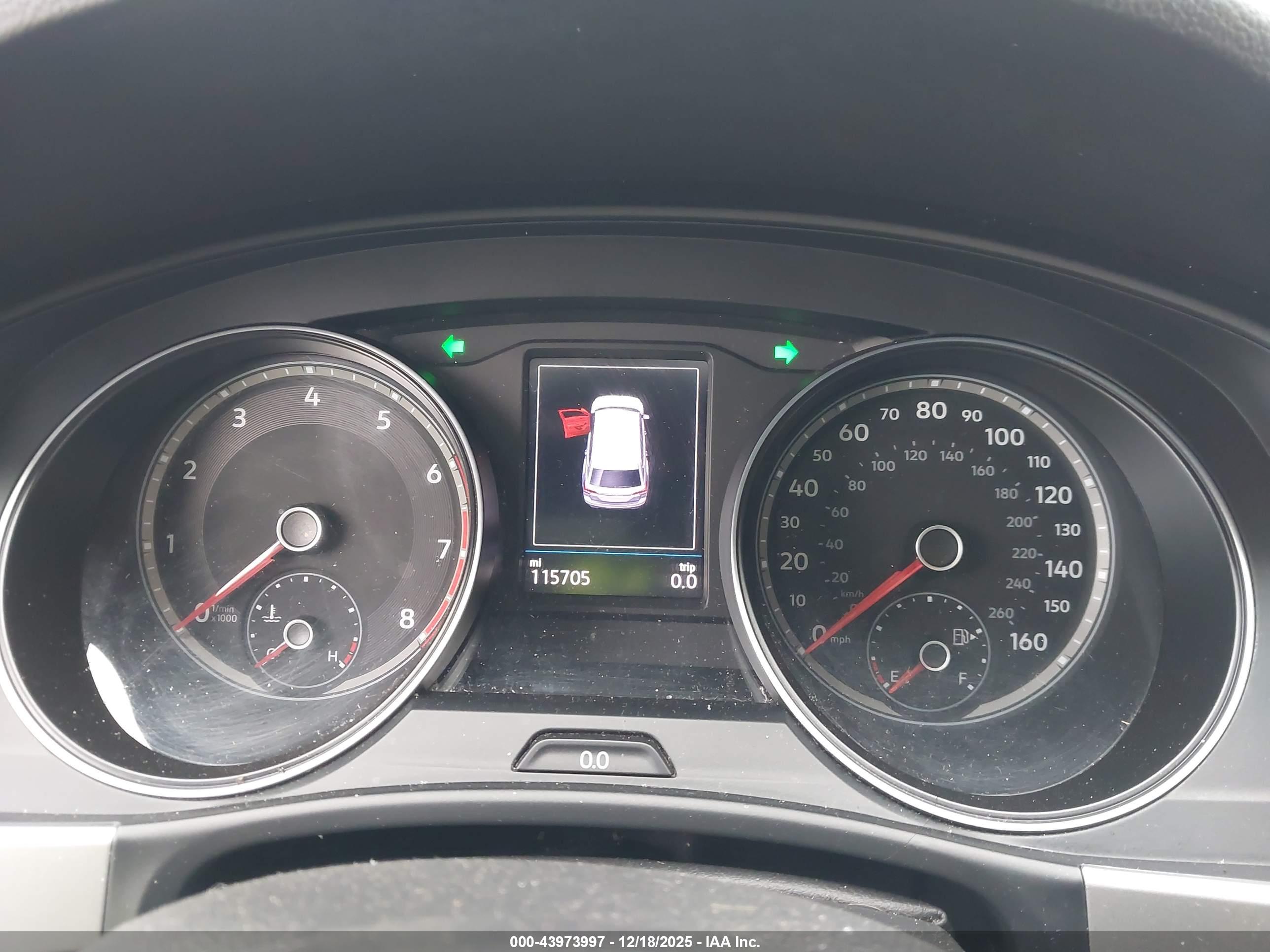 VOLKSWAGEN ATLAS image 7