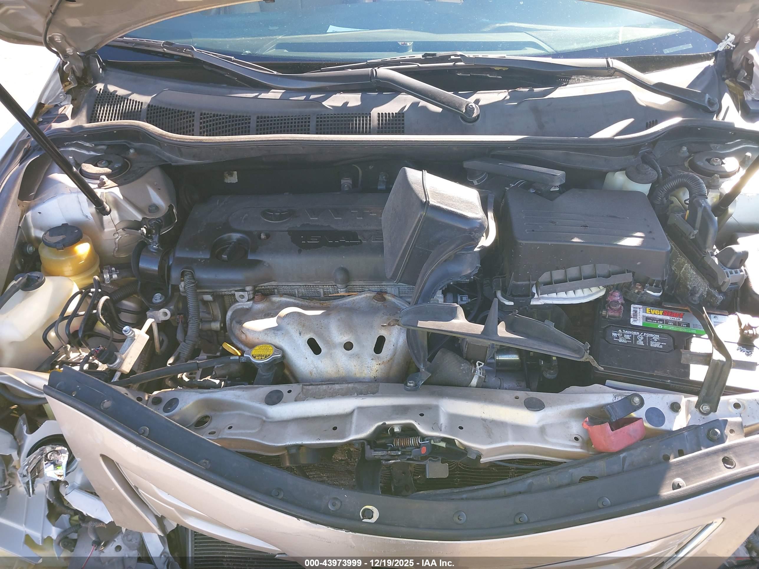 TOYOTA CAMRY image 10