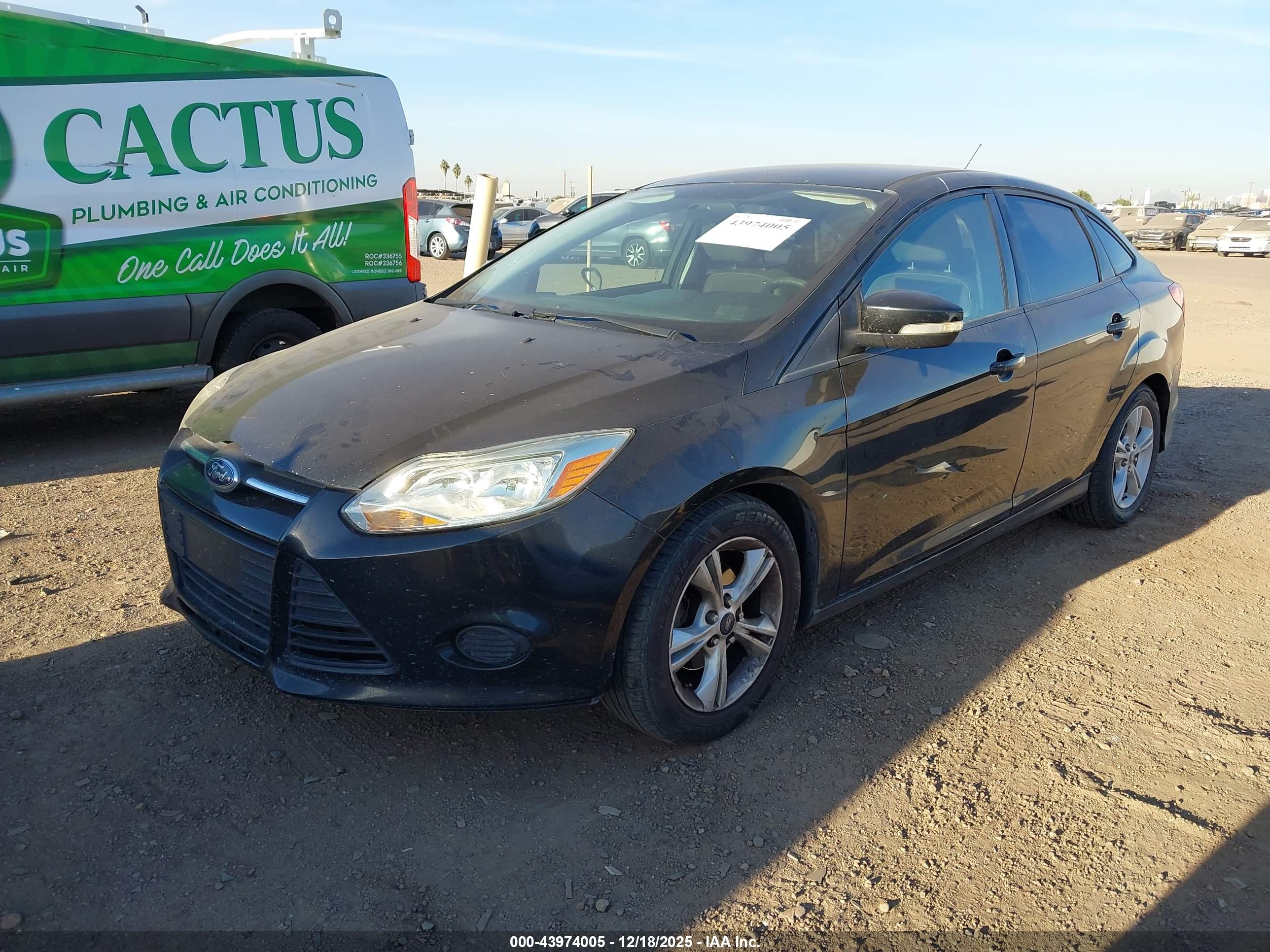 FORD FOCUS image 2