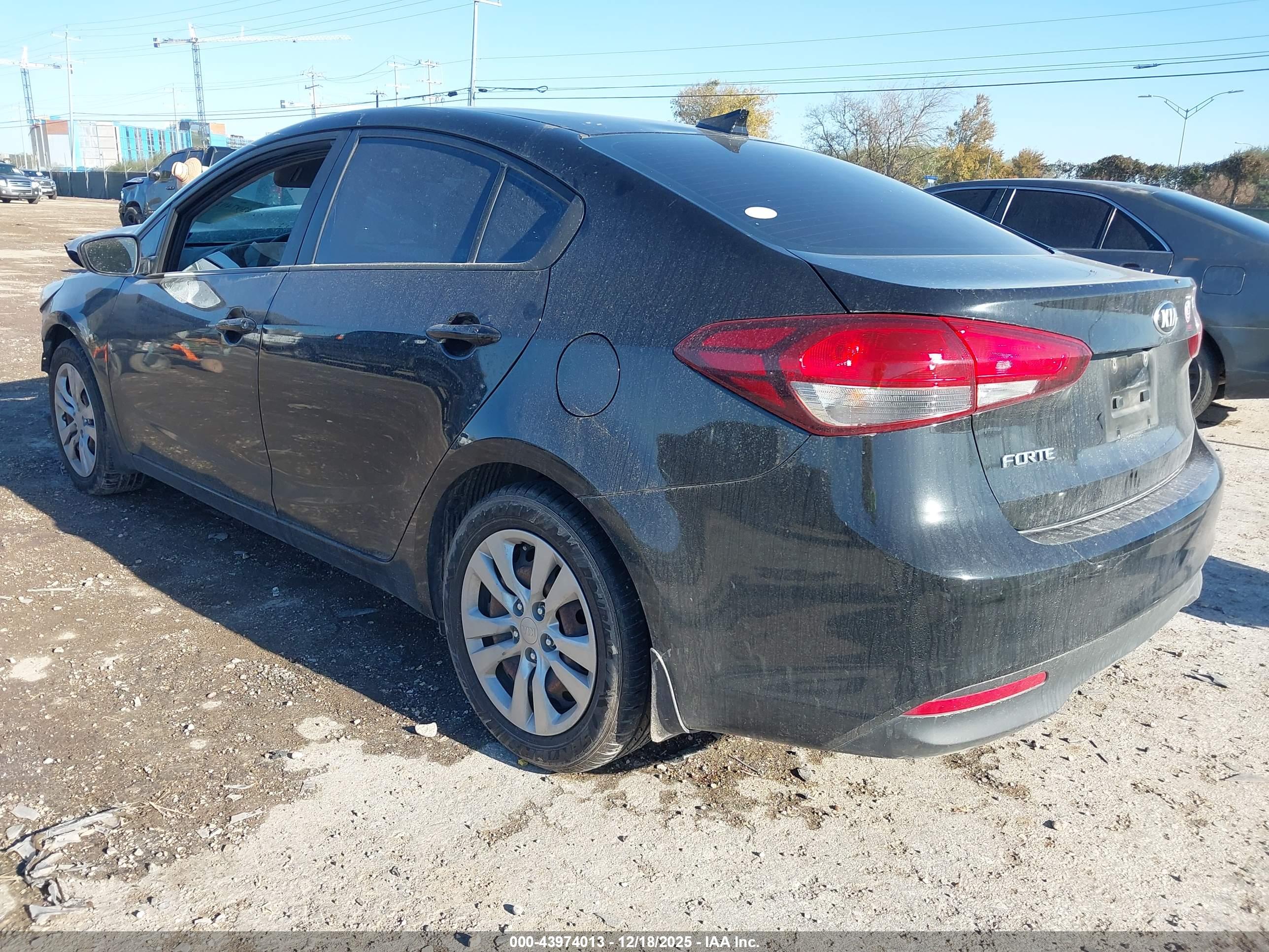 KIA FORTE image 3
