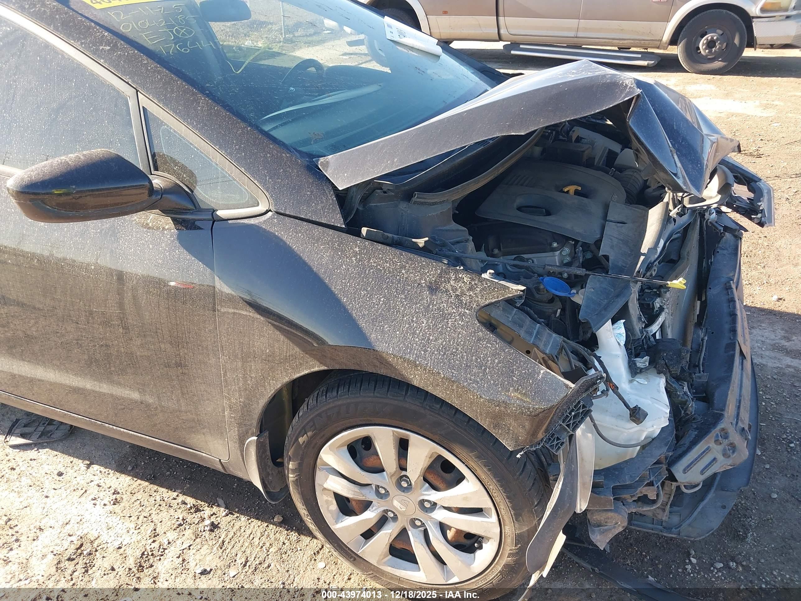 KIA FORTE image 6