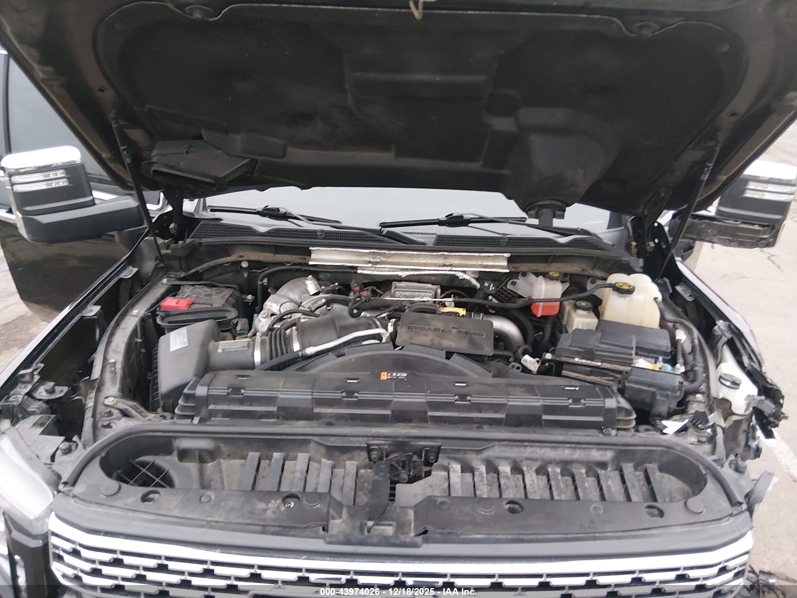 GMC SIERRA image 10