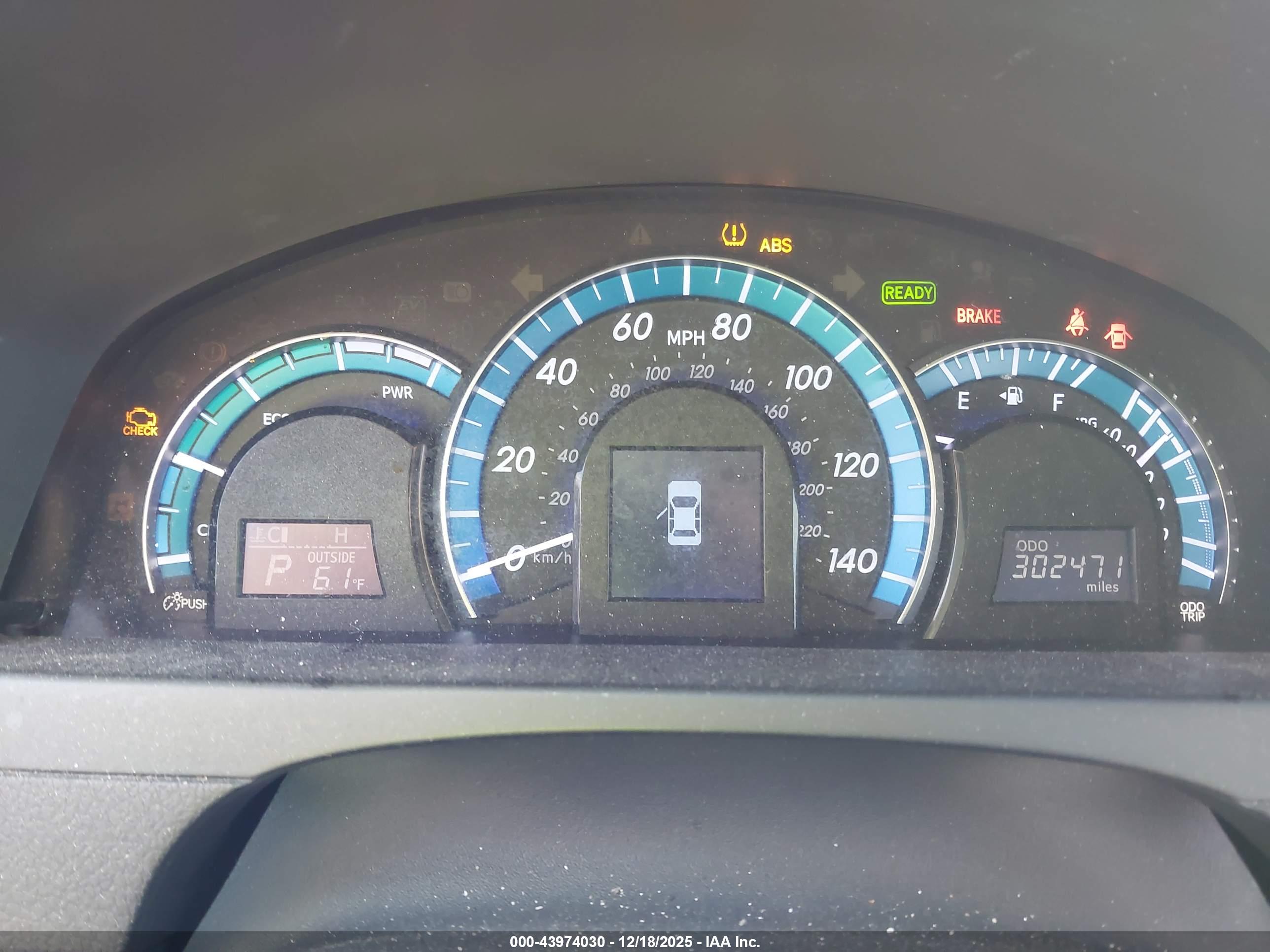 TOYOTA CAMRY image 7